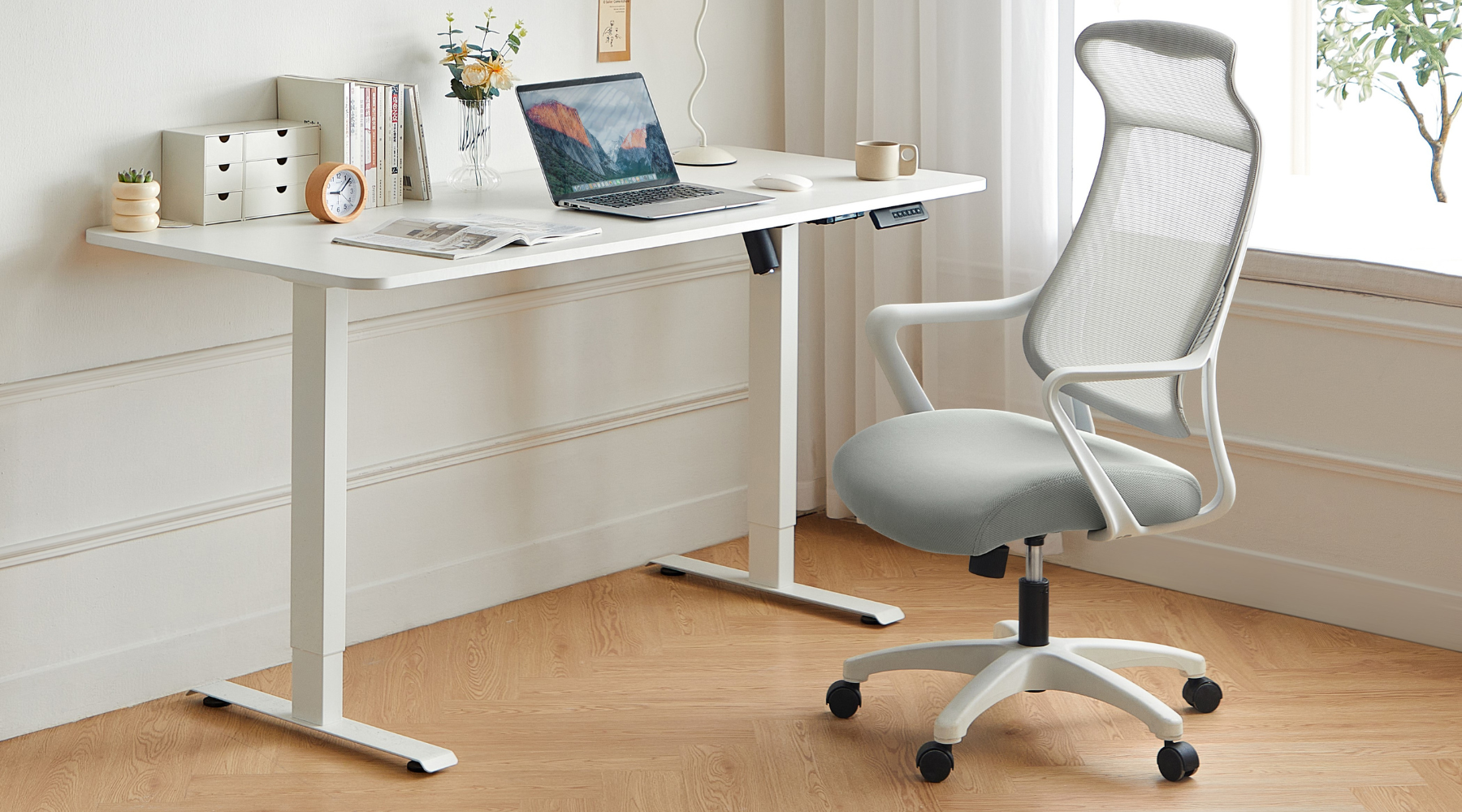 Buying Guide: Adjustable Standing Desk
