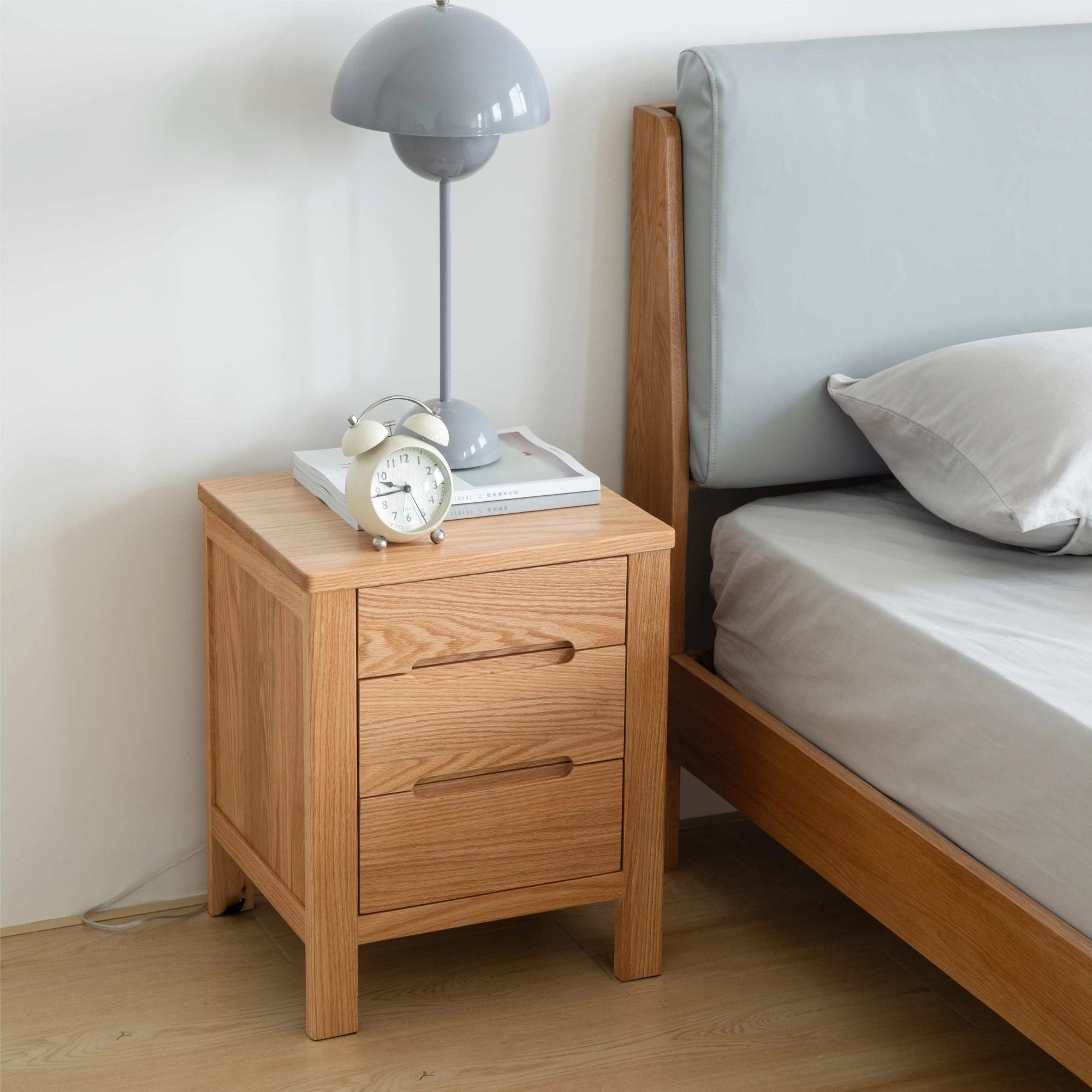 Solidwood Norway Three Drawer Bedside Table, 40x35CM, Natural Wood