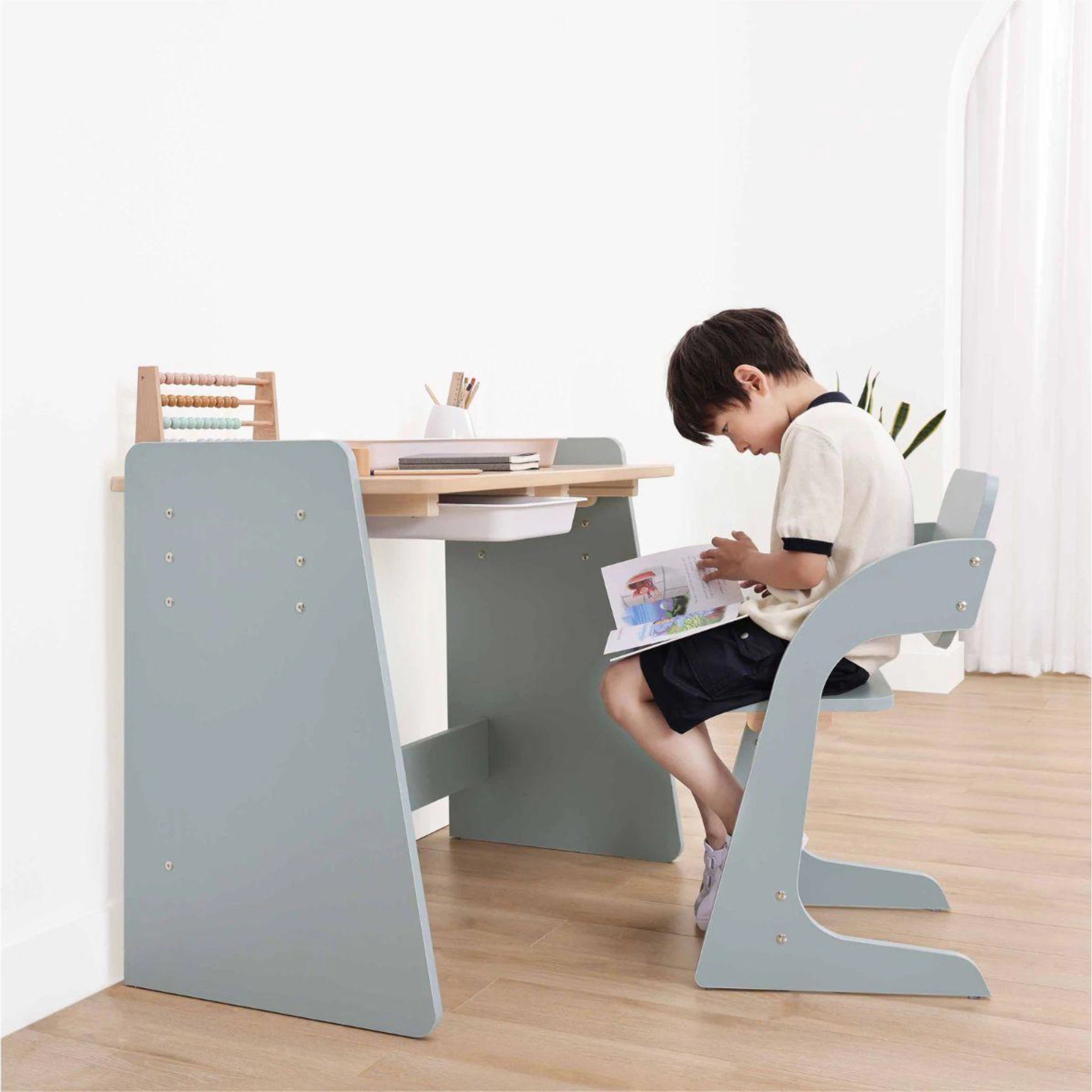 Boori Natty Kids Desk, Blueberry