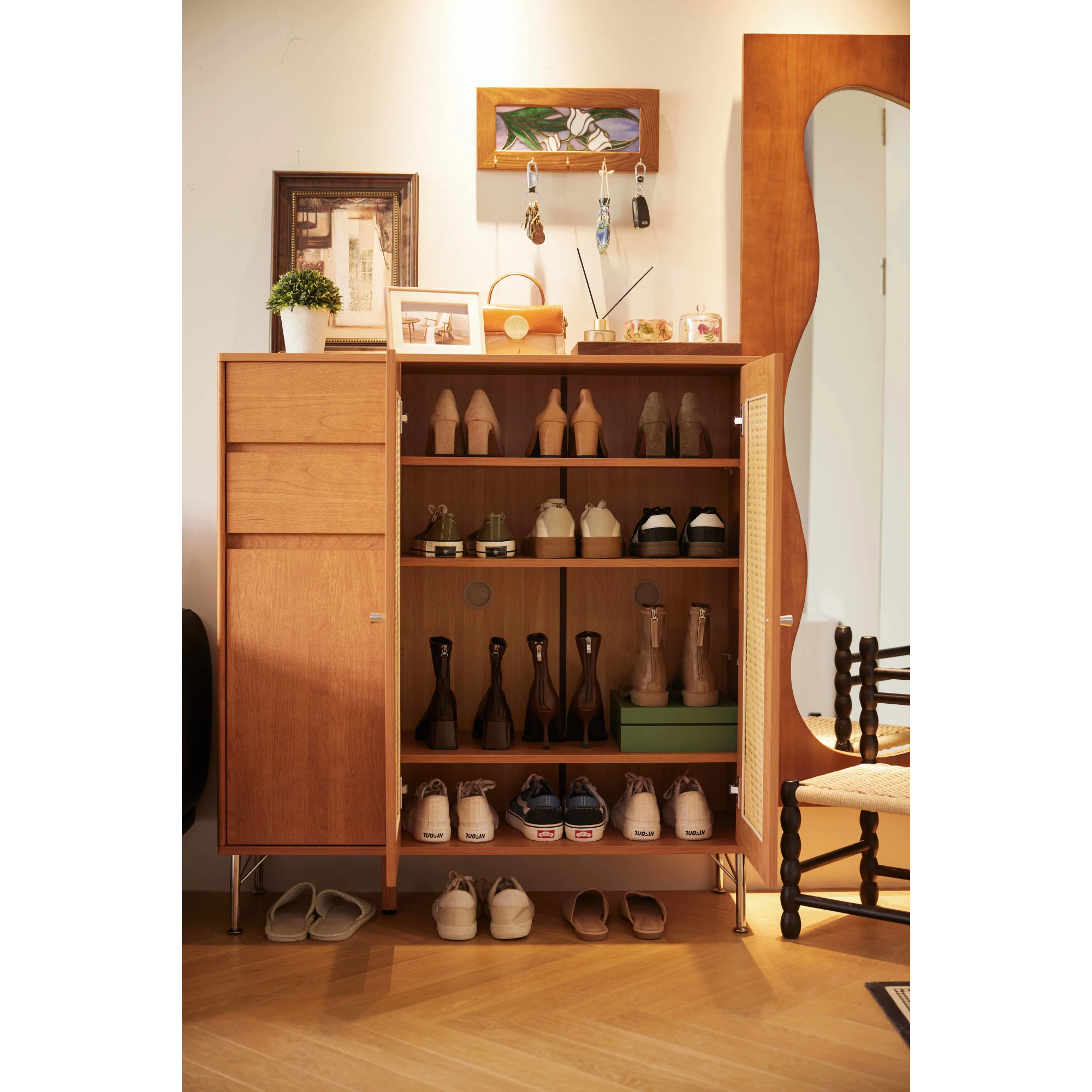 Linspire Verve Shoe Cabinet