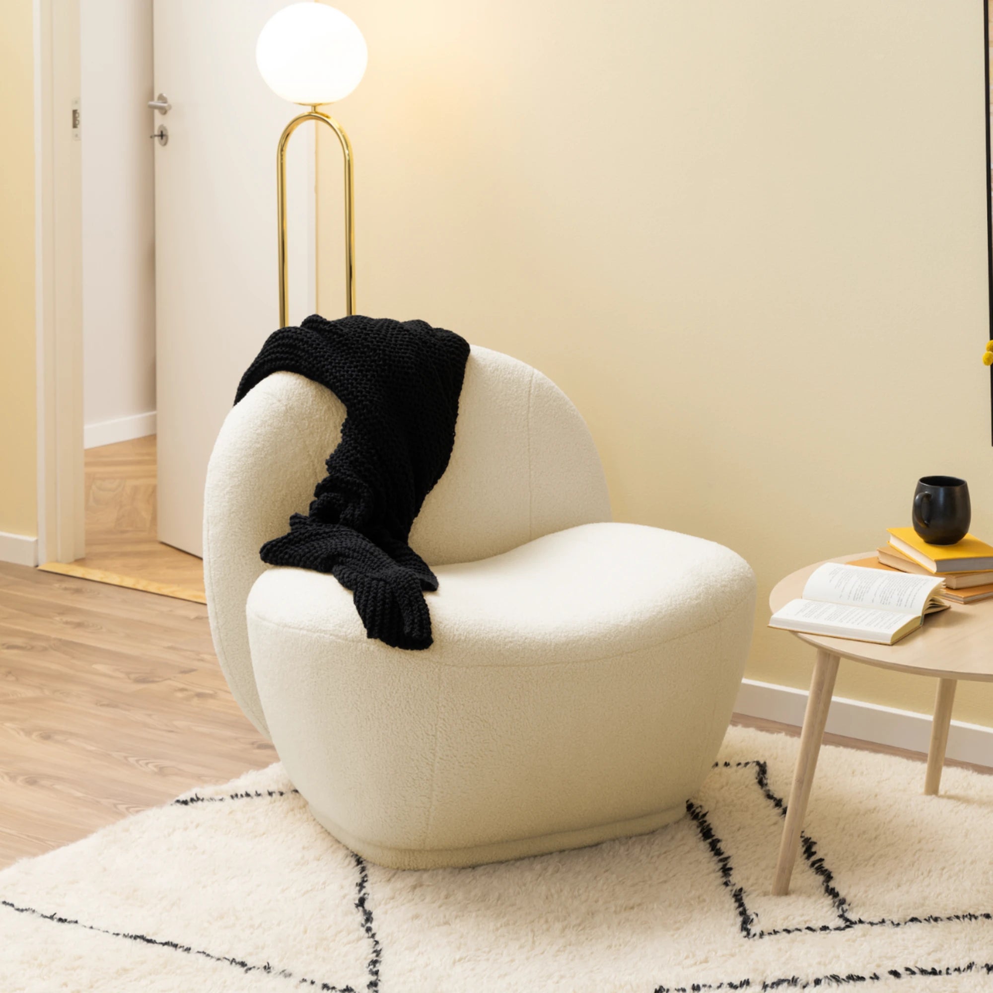 Hjem Design Gladstone Lounge Chair