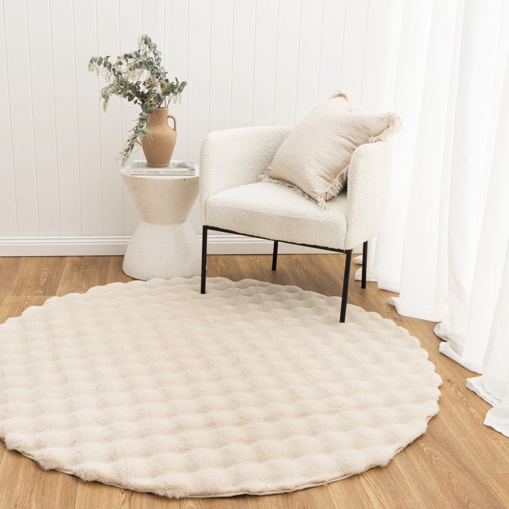 Dreamweaver Essence Round Machine Washable Rug, Beige