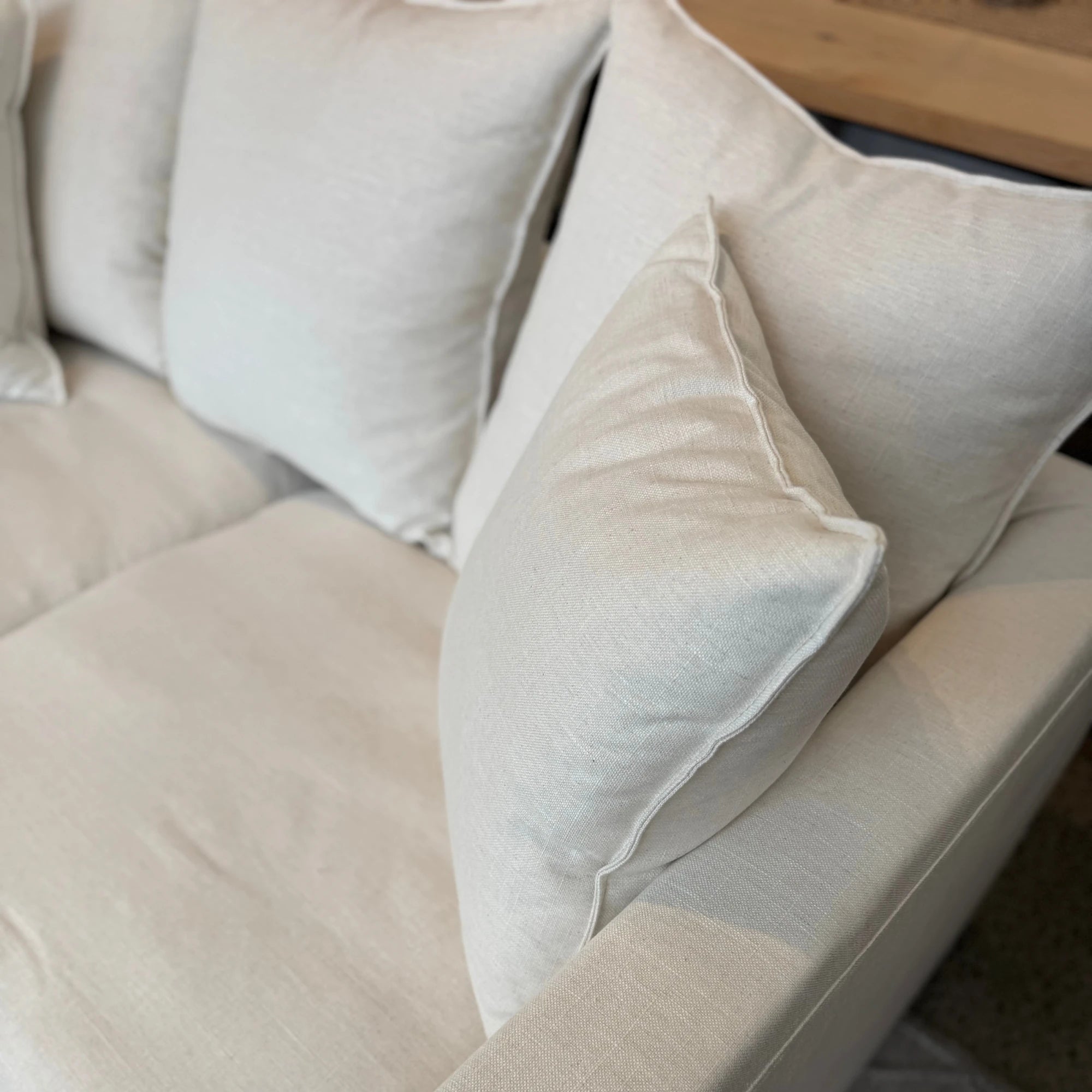 MODE Crepes 2.5-Seater Linen Sofa, Off-White