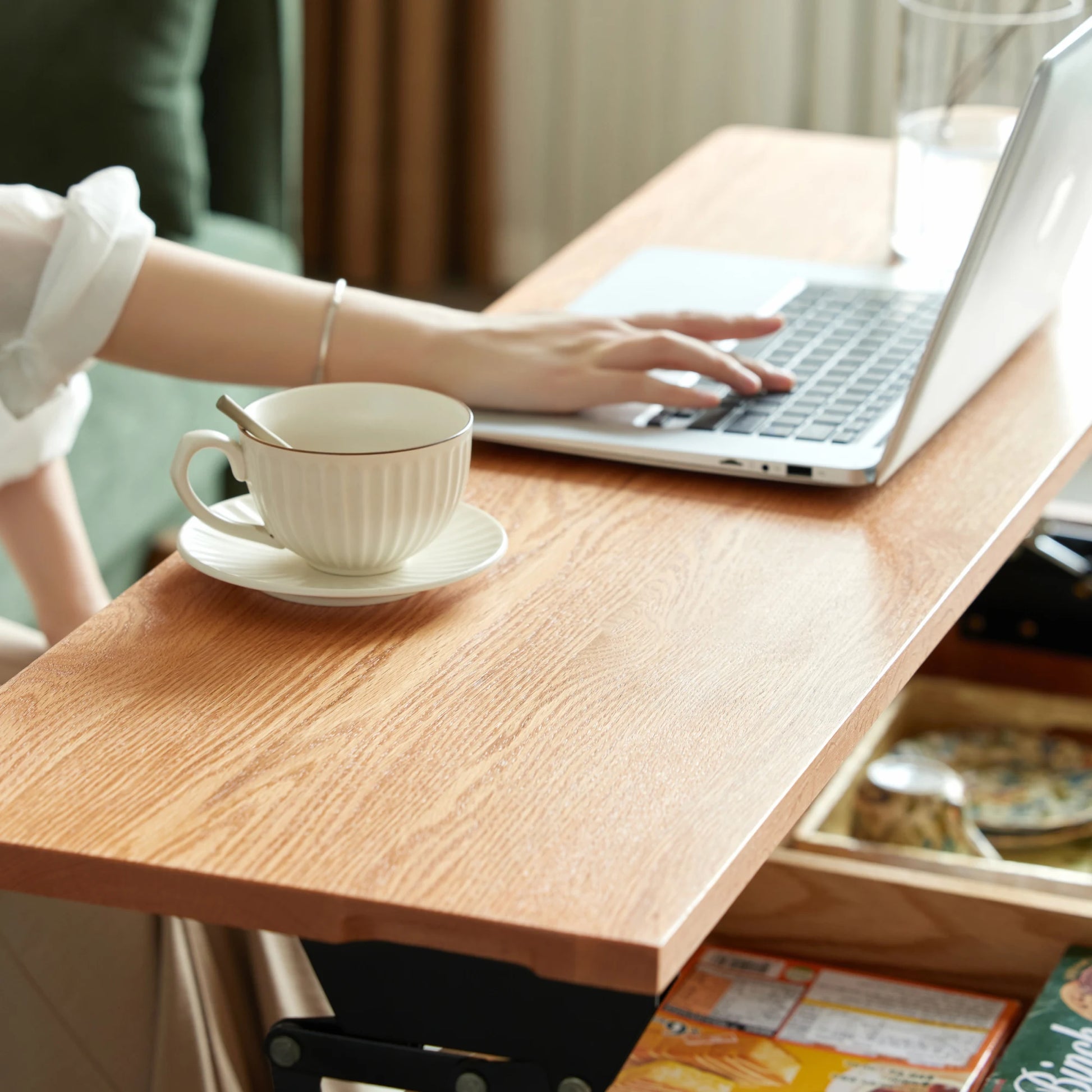 Solidwood Santa Rosa Coffee Table with Lift-Top, 120x60cm