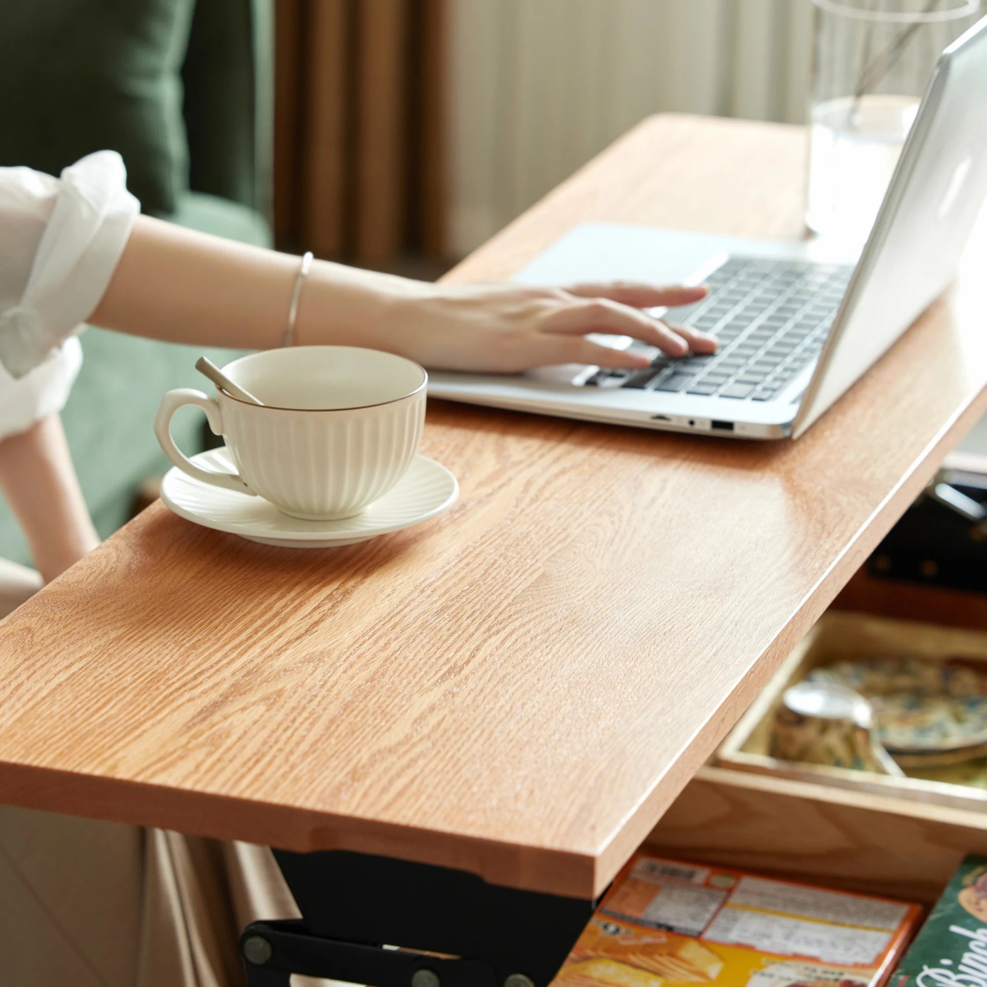 Solidwood Santa Rosa Coffee Table with Lift-Top, 120x60cm