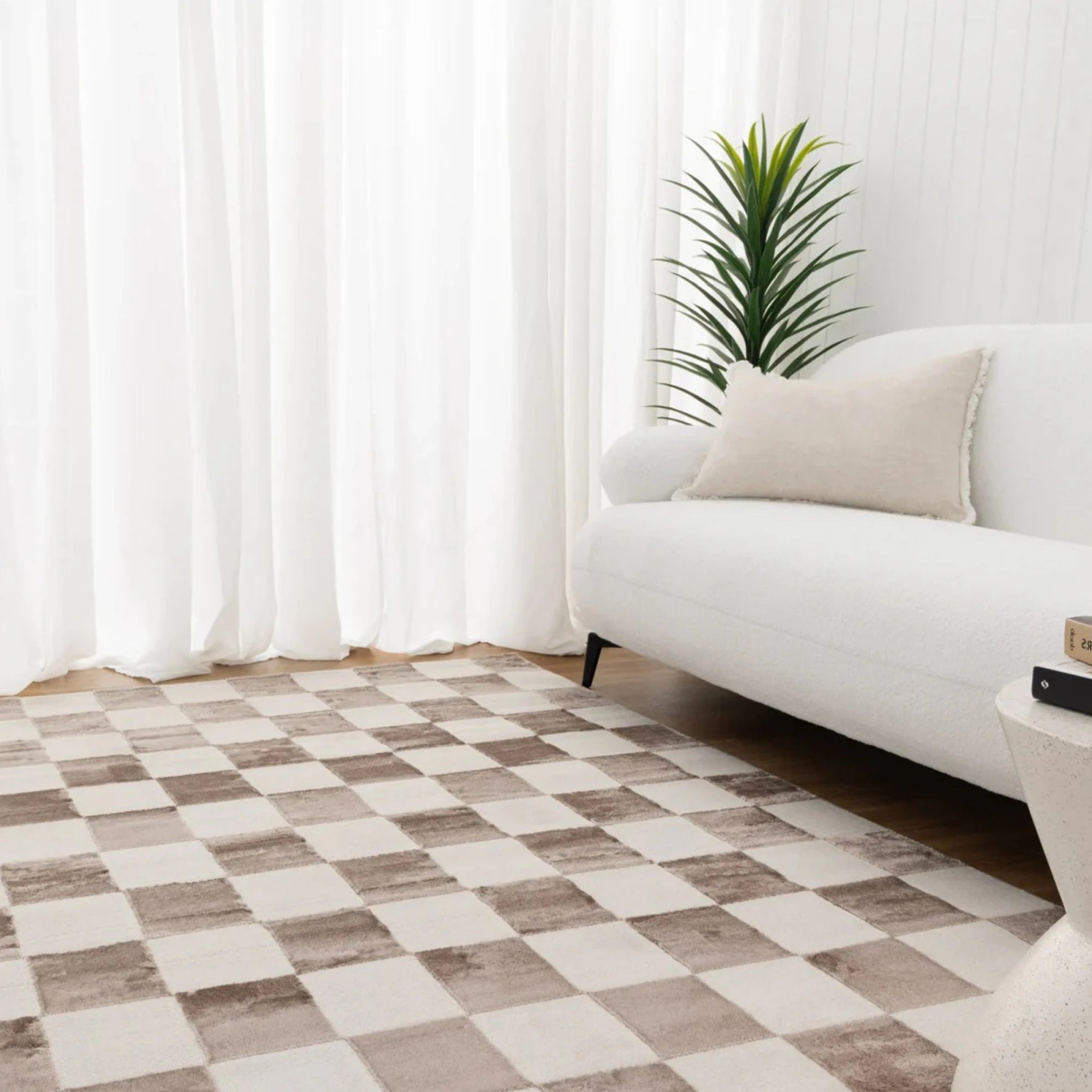Dreamweaver Jade Checkers Rug, Cream, Brown