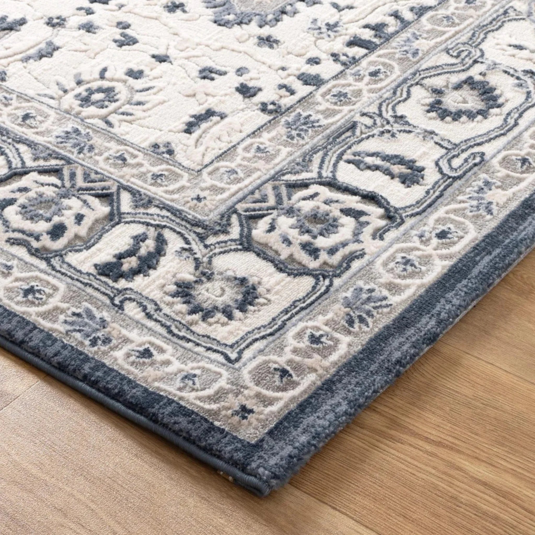 DreamWeaver Maya Floral Traditional Rug, Blue