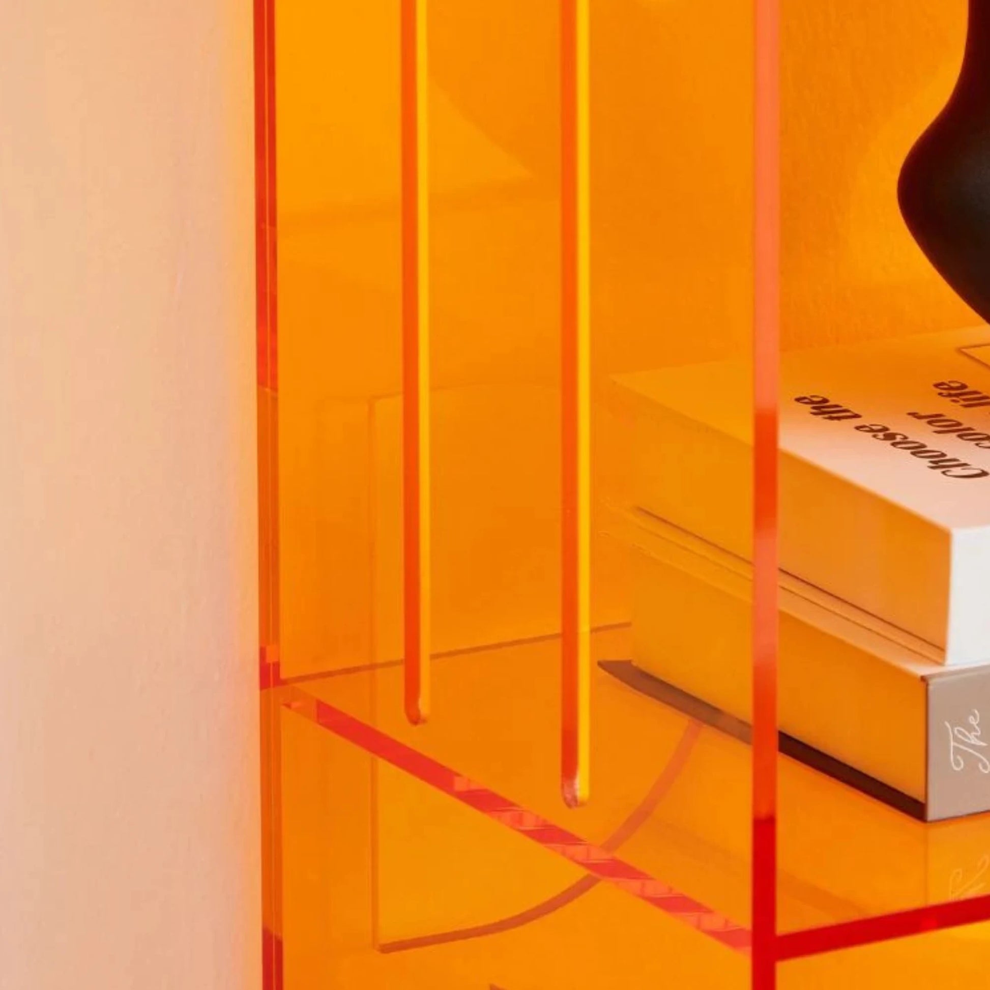 Lifely Jax Display Cabinet