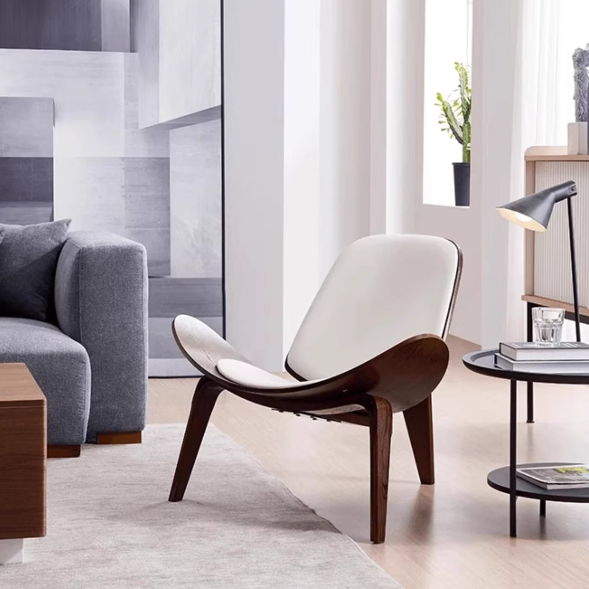 MODE Hans Wegner Shell Chair CH07 Replica, Dark wood & Ivory
