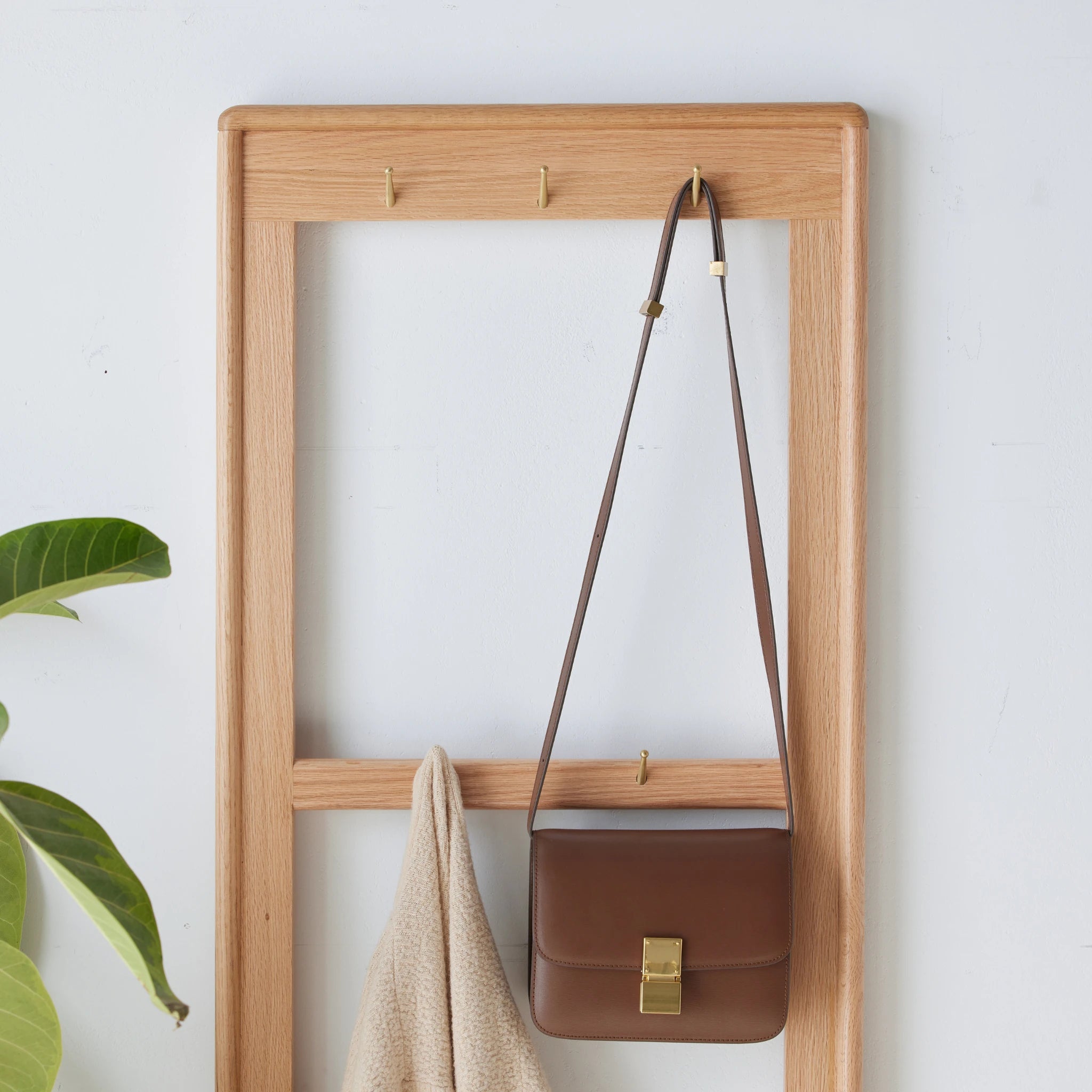 Solidwood Fuji Shoe Bench with Cloth Rack, Oak