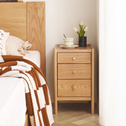 Solidwood Hemura Bedside Table, Oak