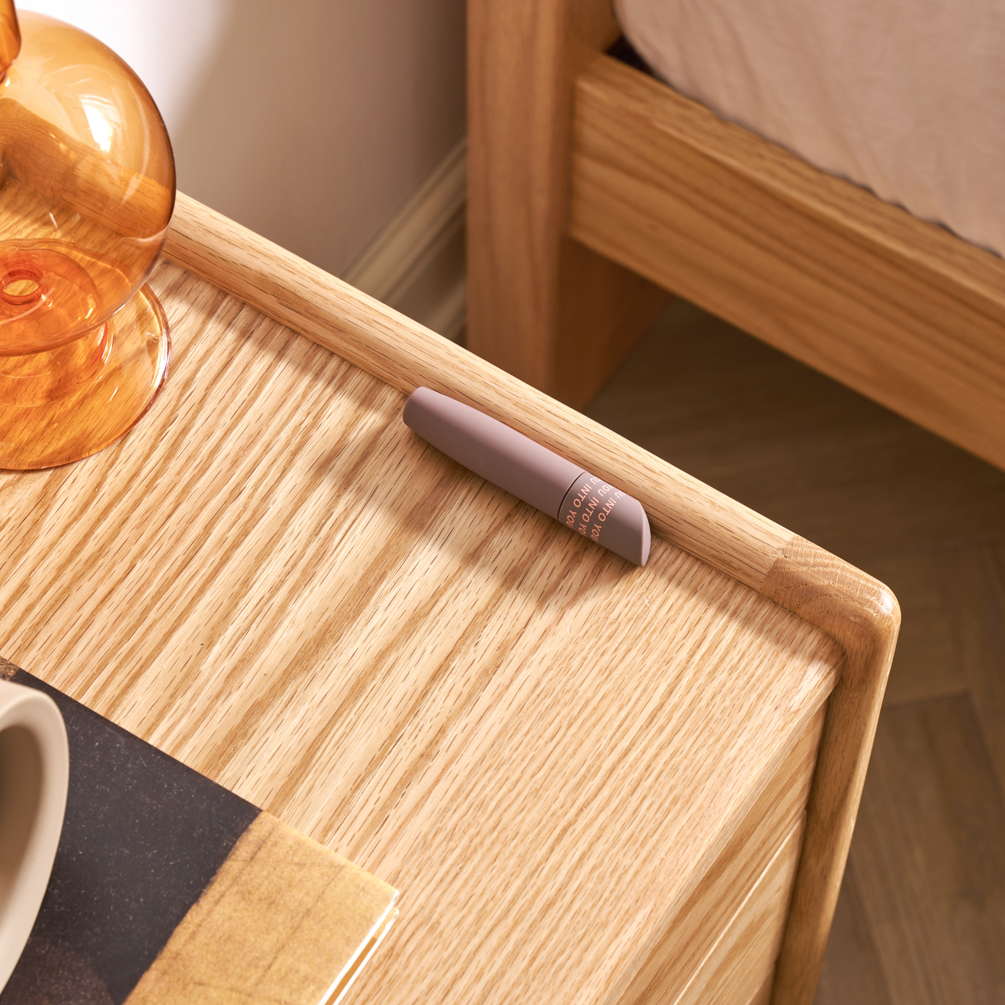 Solidwood Hemura Bedside Table, Oak