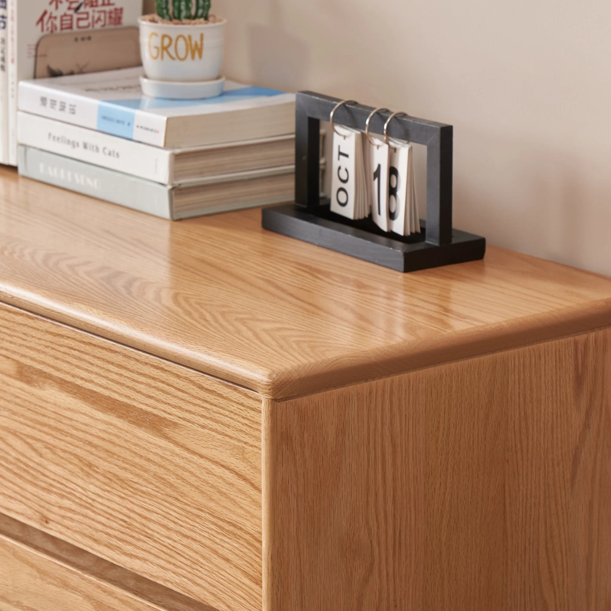 Solidwood Hemura Chest of 7 Drawers, Oak