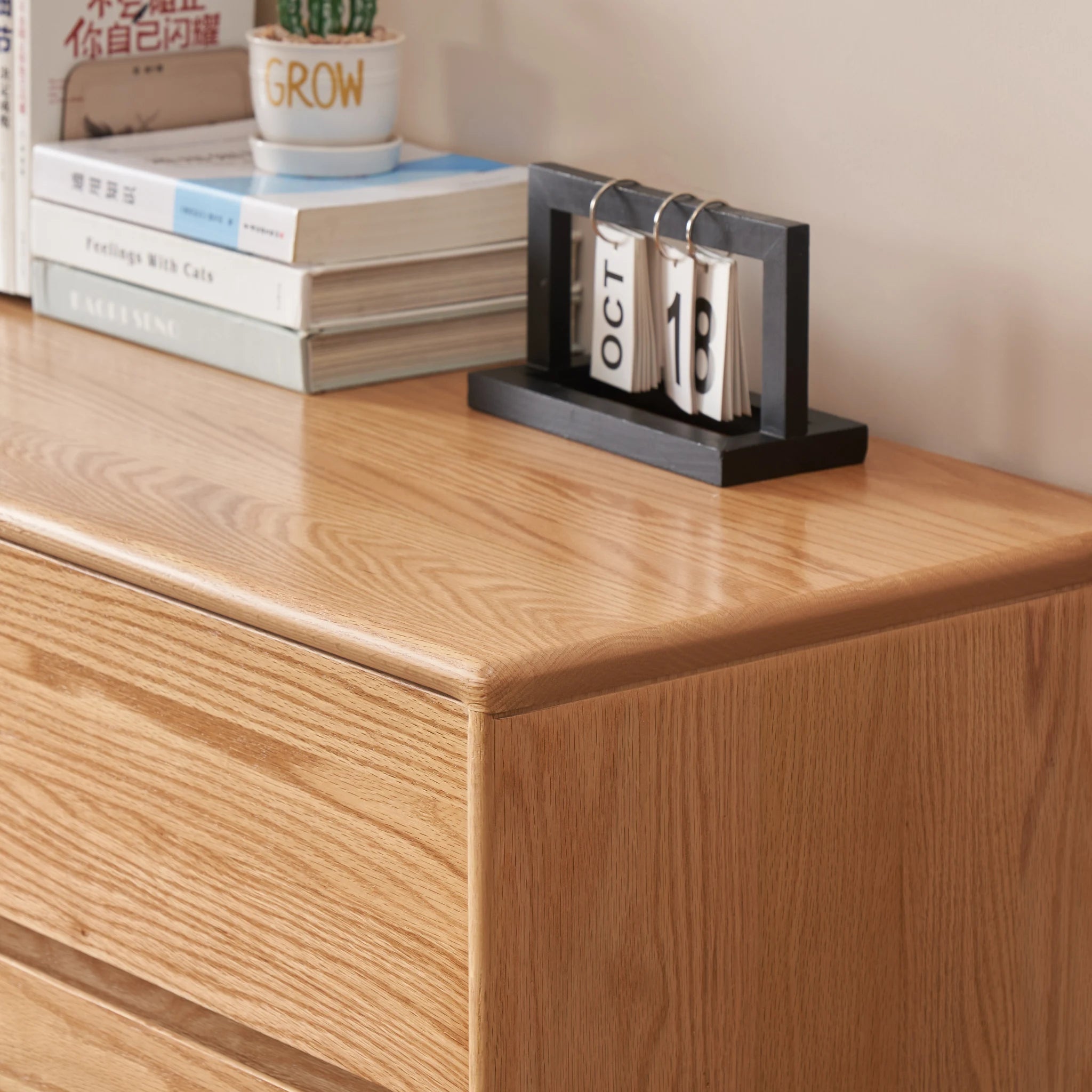 Solidwood Hemura Chest of 7 Drawers, Oak