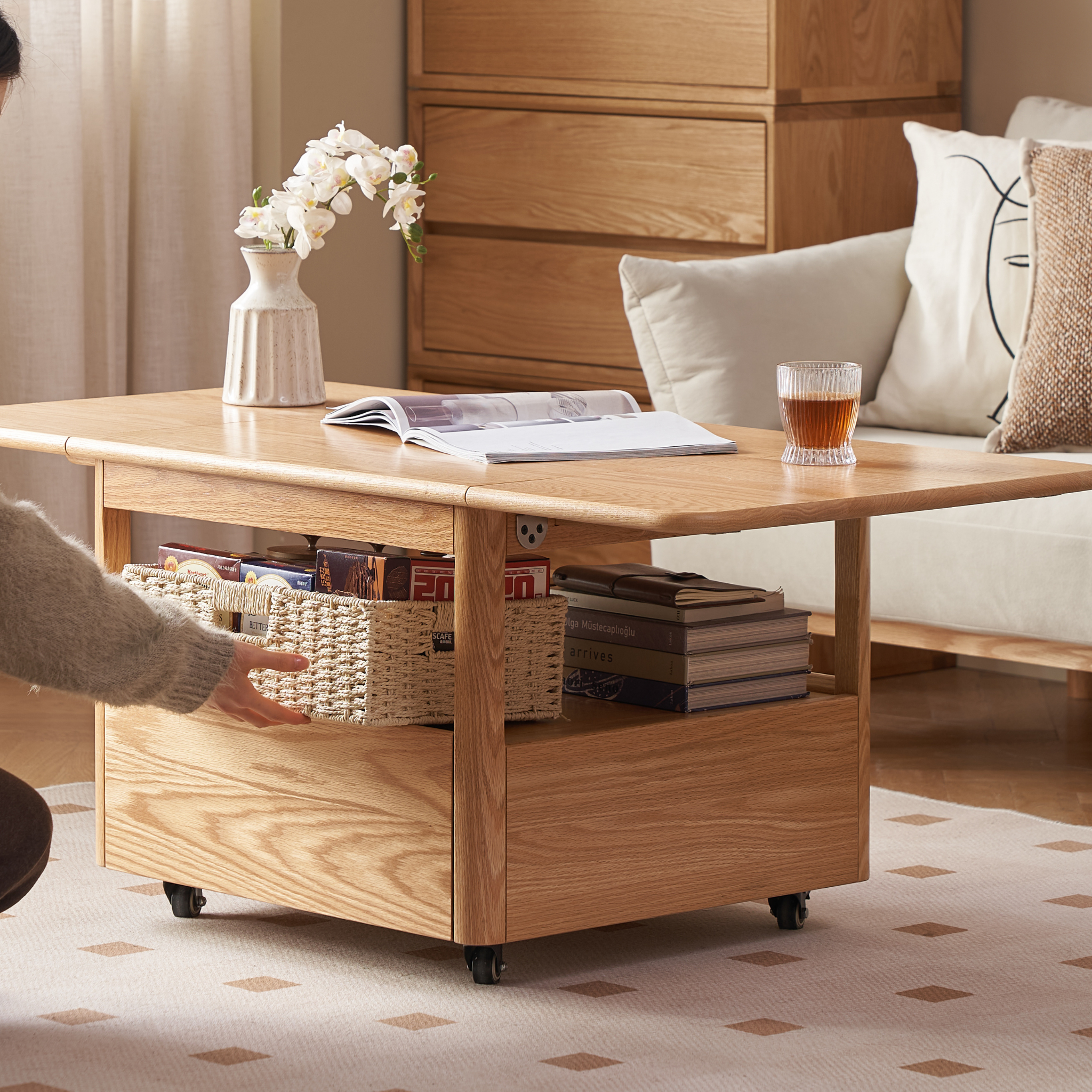 Solidwood Hemura Extendable Coffee Table on Castors, Oak