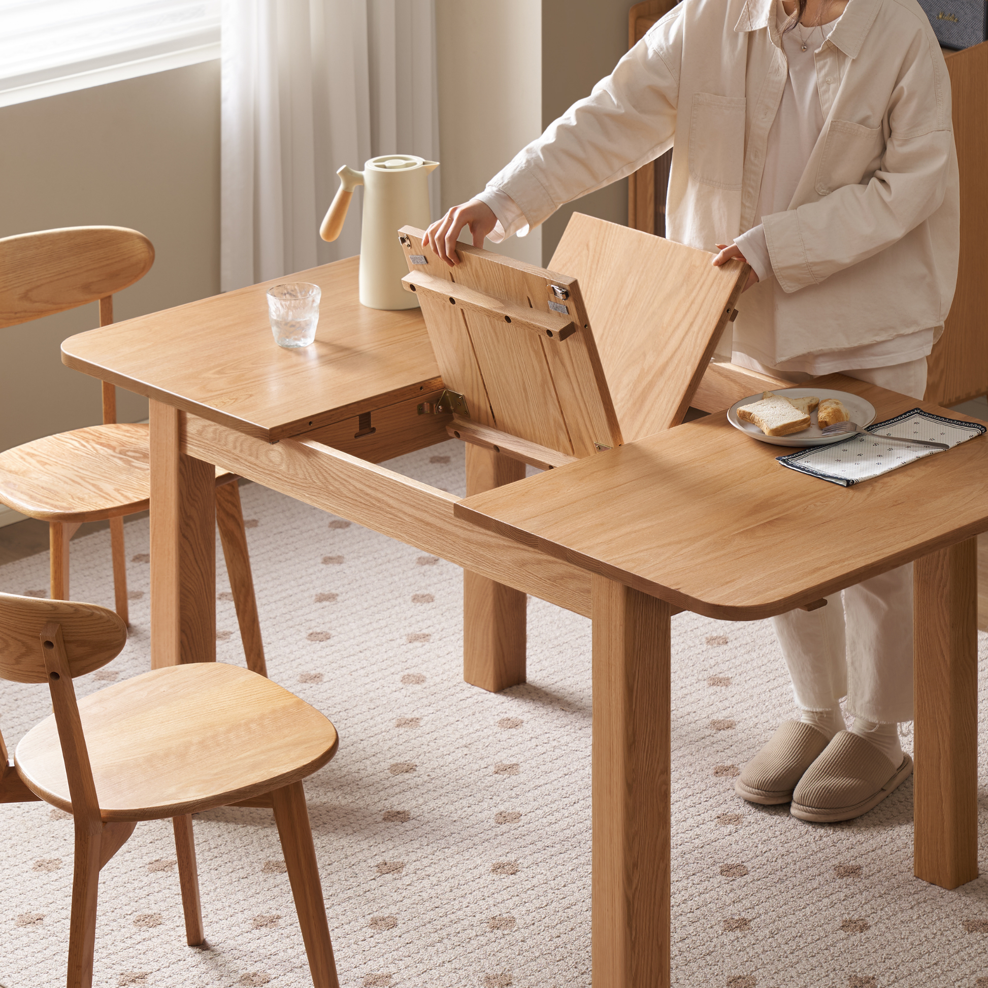Solidwood Hemura Extendable Dining Table, Oak