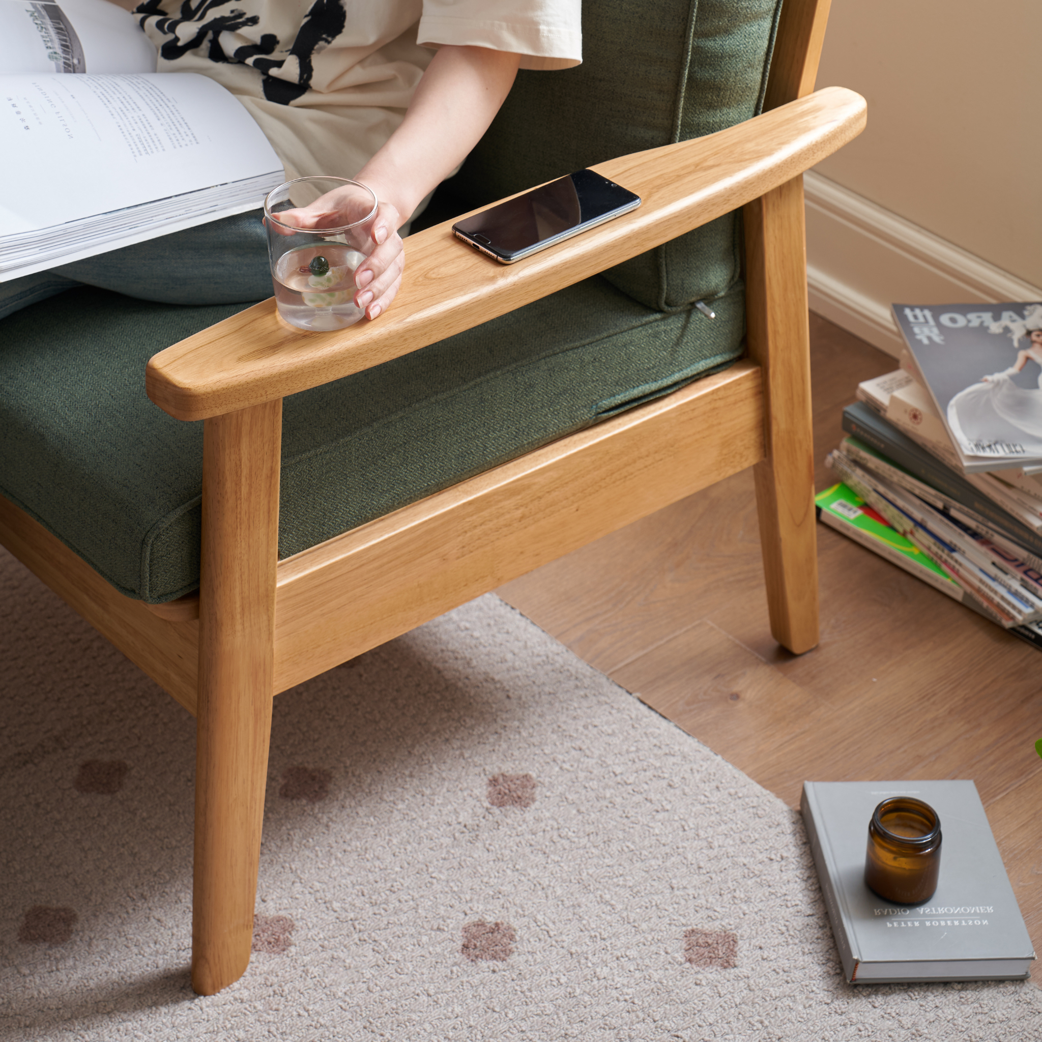 Solidwood Jinova Armchair