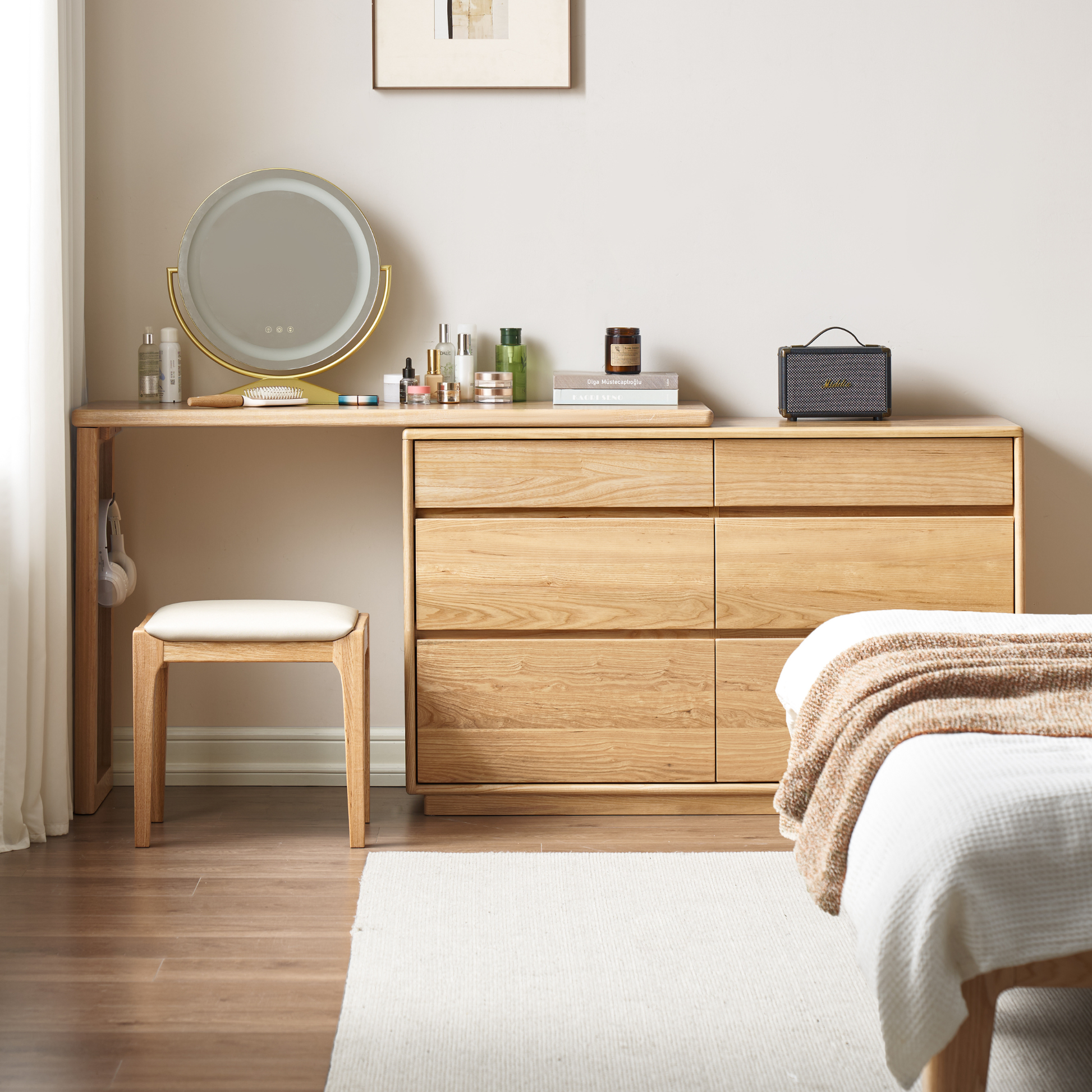 Solidwood Radiant Extendable Dressing Table, Ash