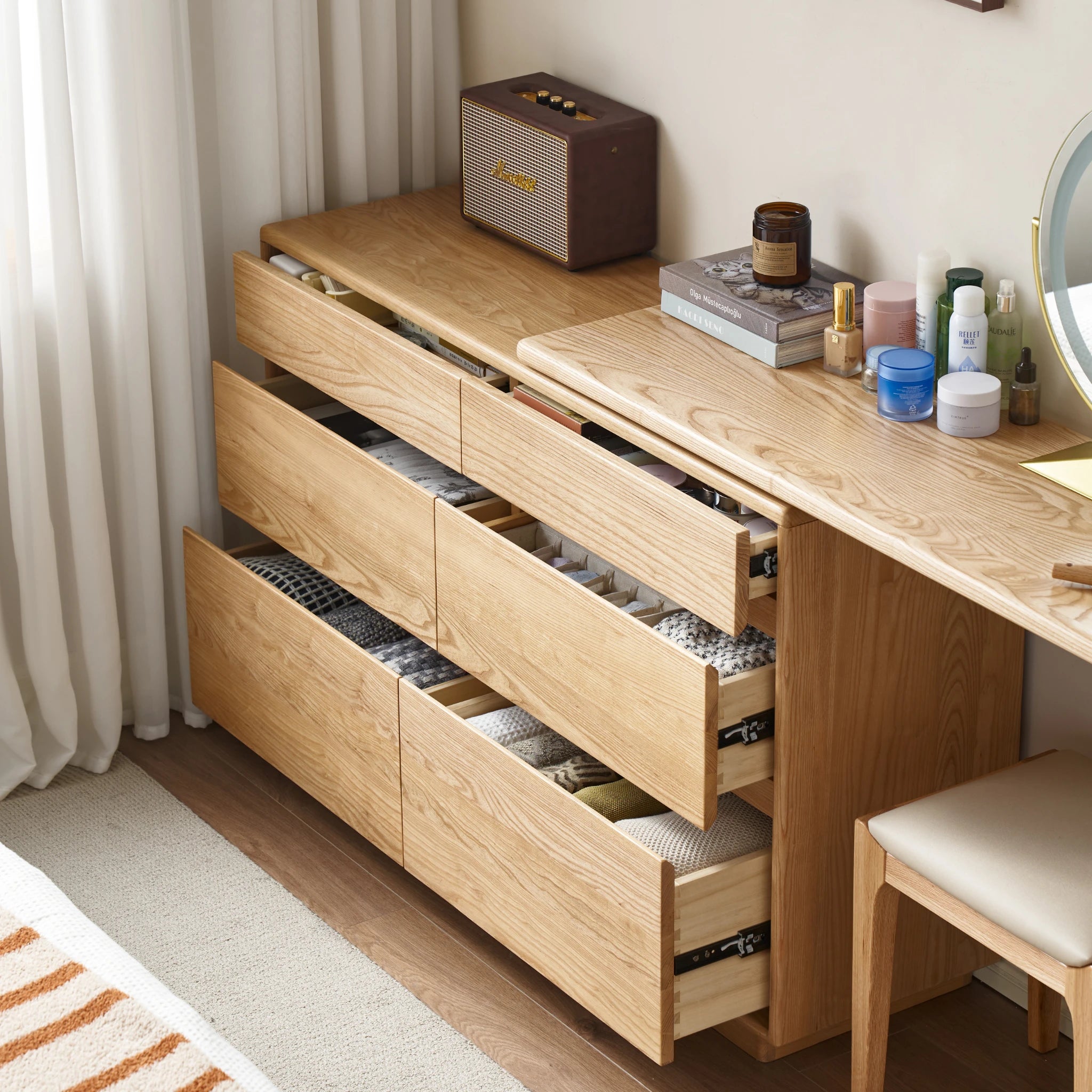 Solidwood Radiant Extendable Dressing Table, Ash
