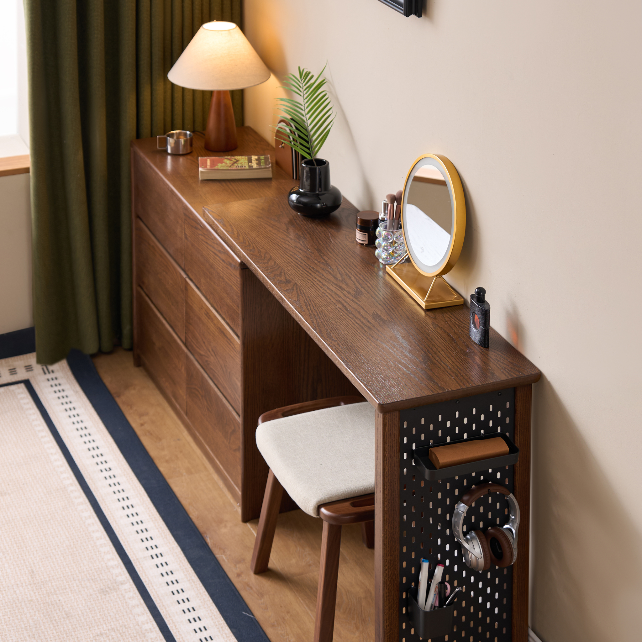 Solidwood Radiant Extendable Dressing Table, Walnut Oak