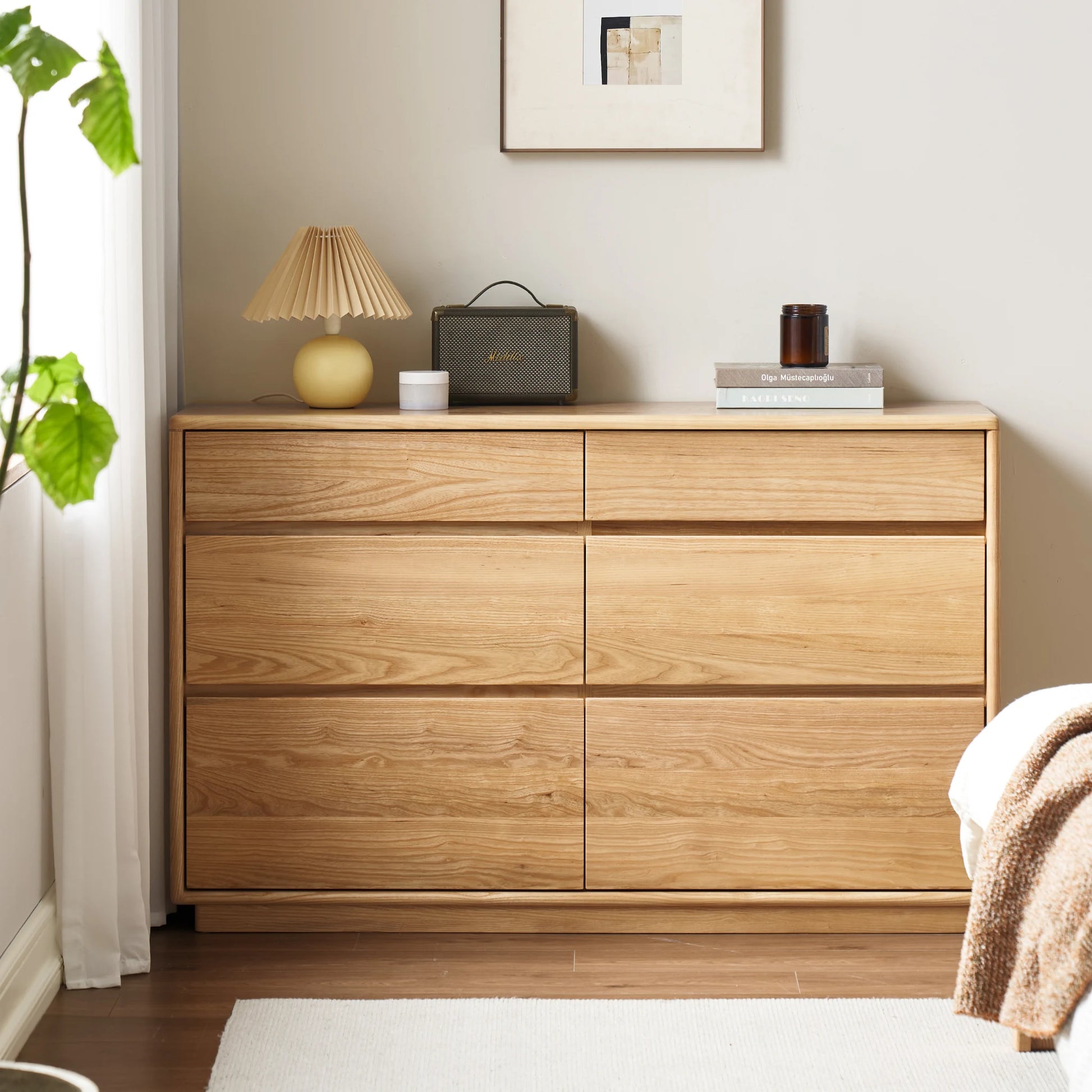 Solidwood Radiant Chest of 6 Drawers, Ash