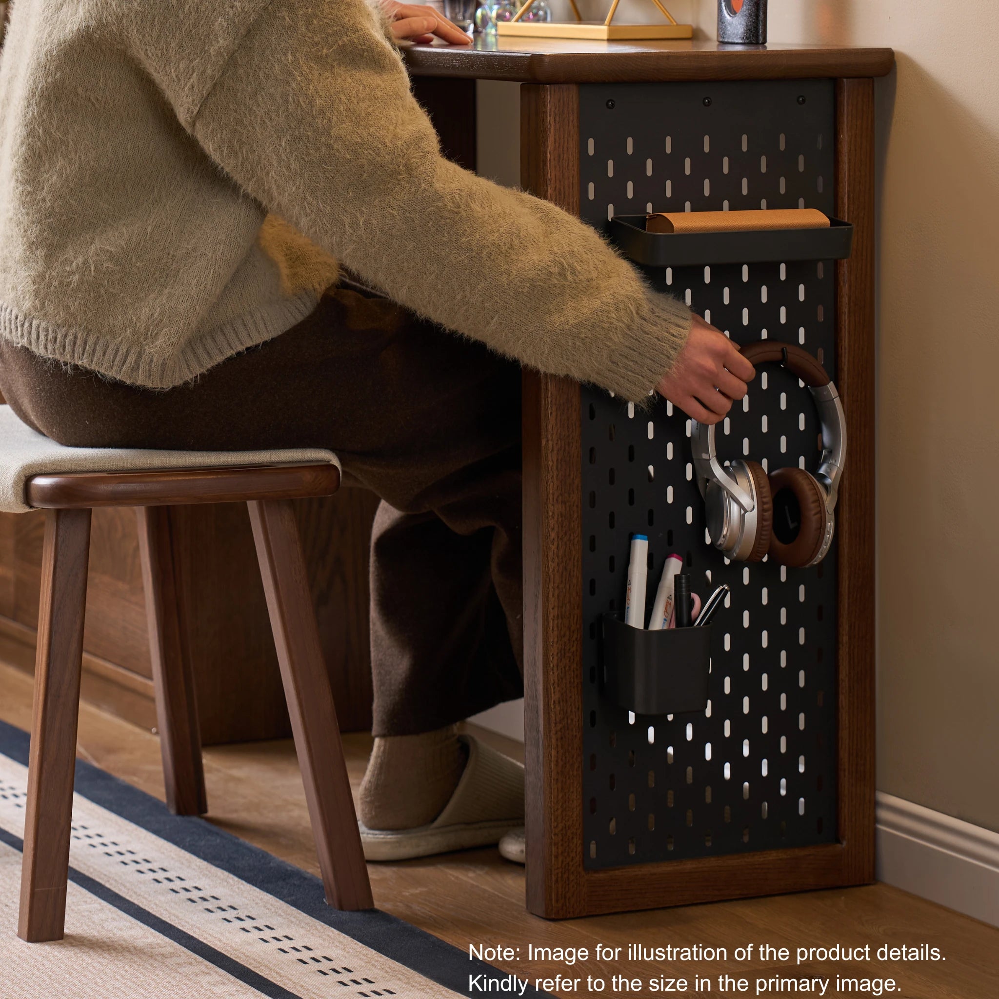 Solidwood Radiant Chest of 6 Drawers, Walnut Oak