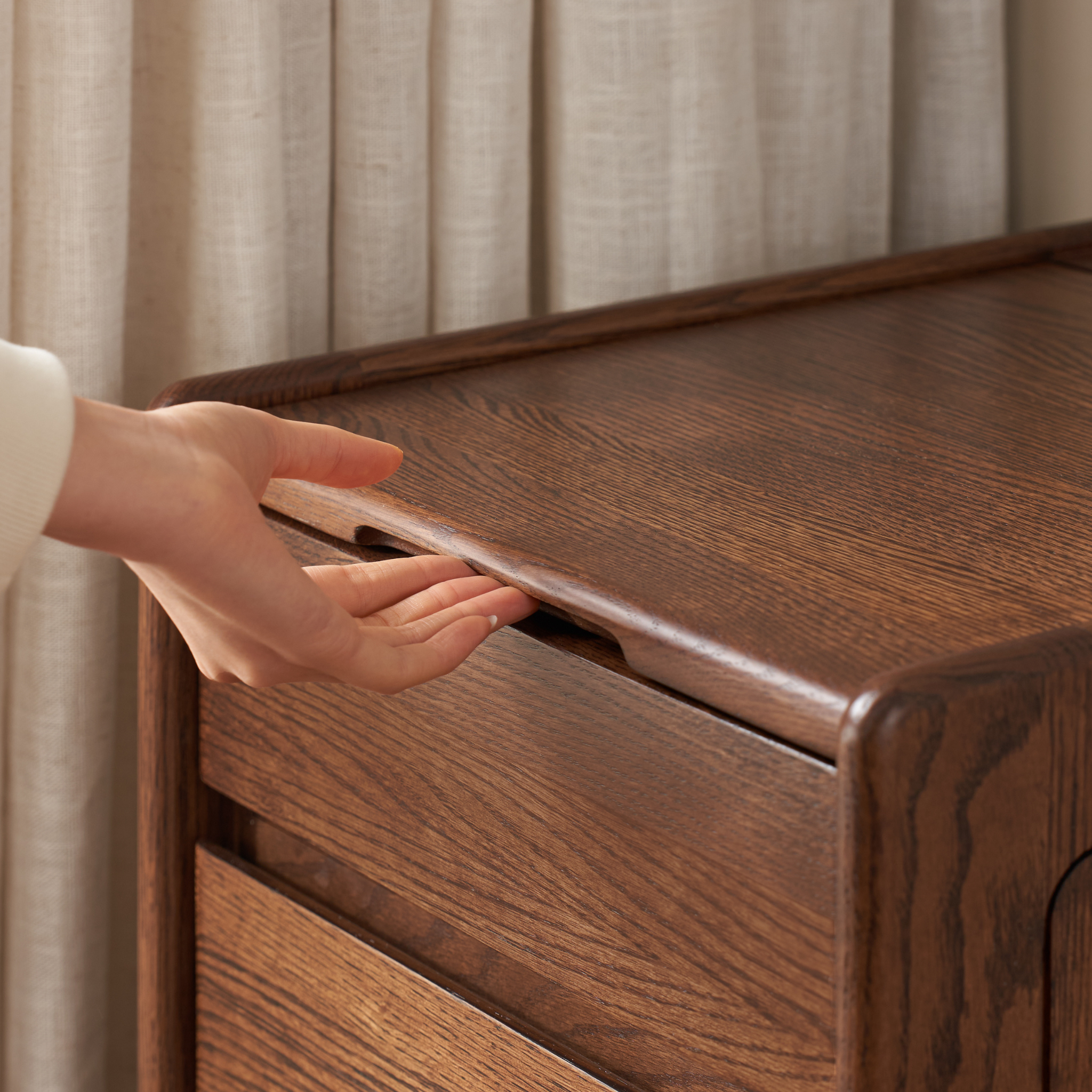 Solidwood Radiant Dressing Table and Stool Set with Flip Mirror, Walnut Oak