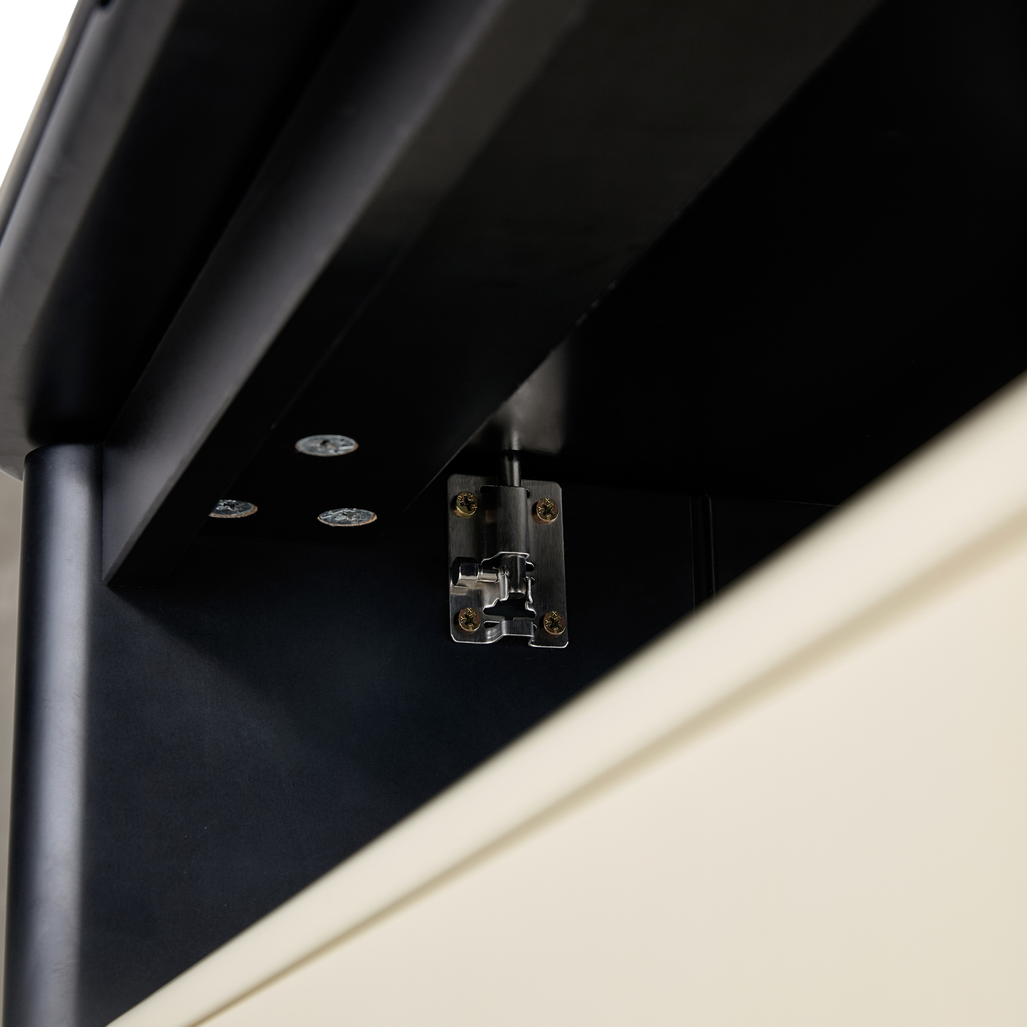 Linspire Walden Extendable Top Coffee Table with Castors