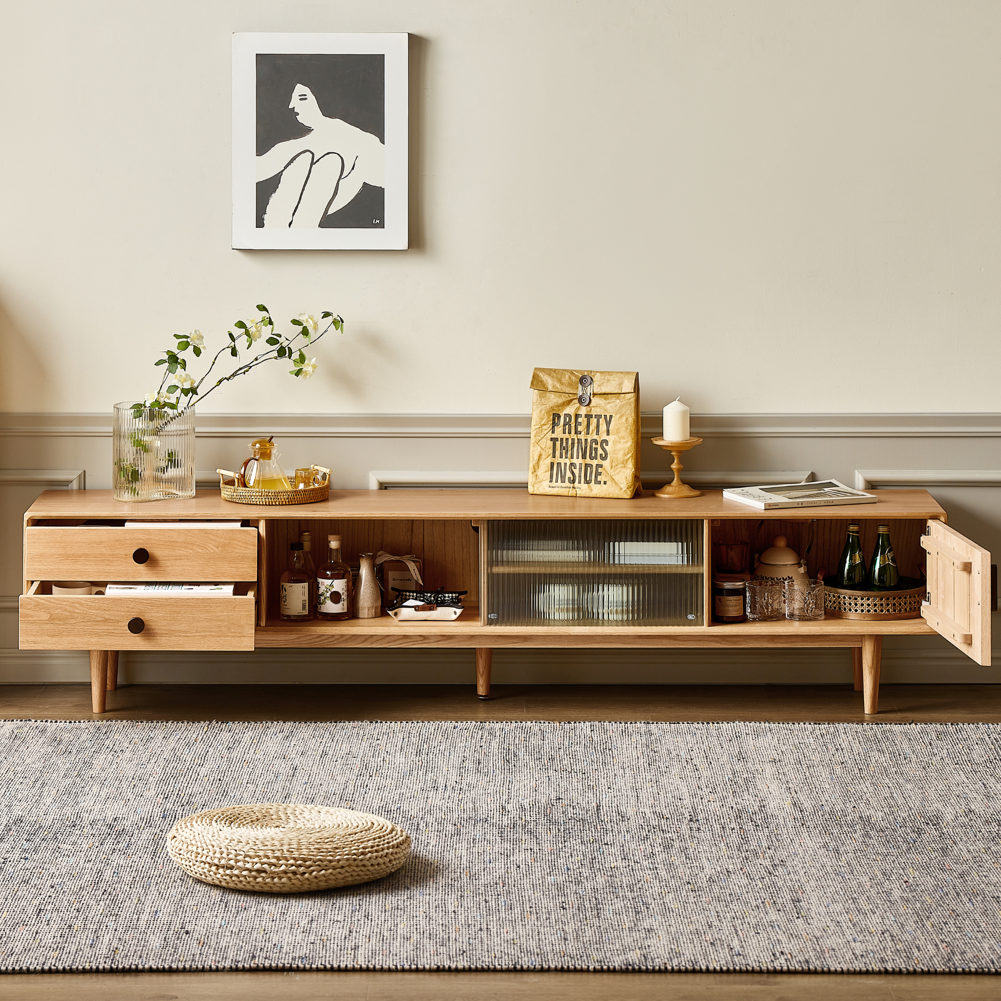 Solidwood Santa Rosa Entertainment Unit with Glass Door, Oak