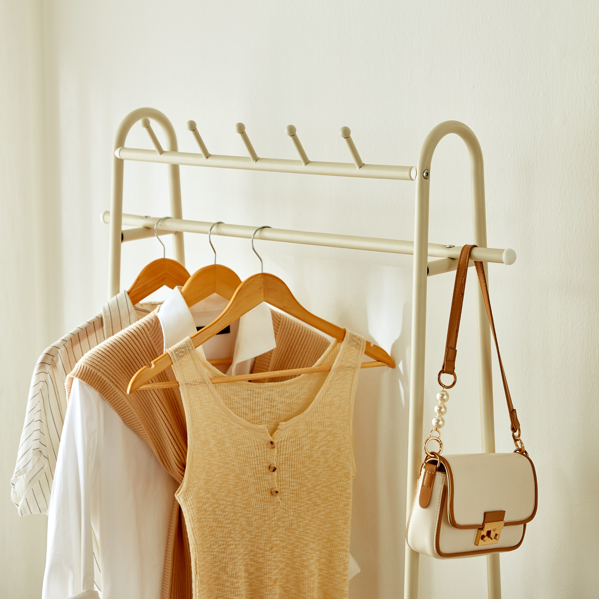 Linspire Grove Movable Clothes Rack