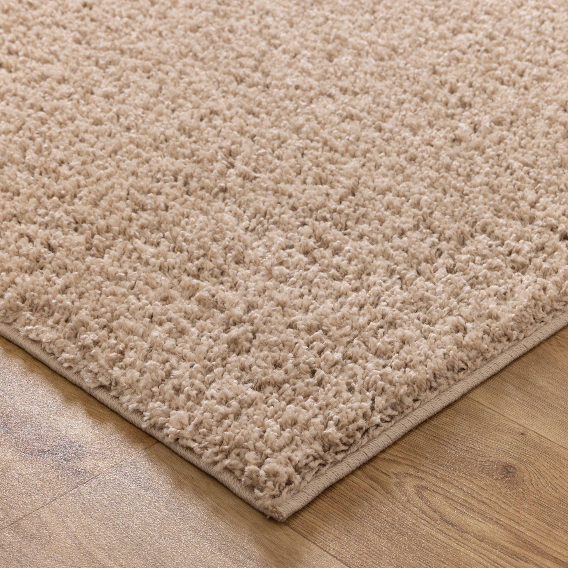 DreamWeaver Plush Shaggy Rug, Light Beige