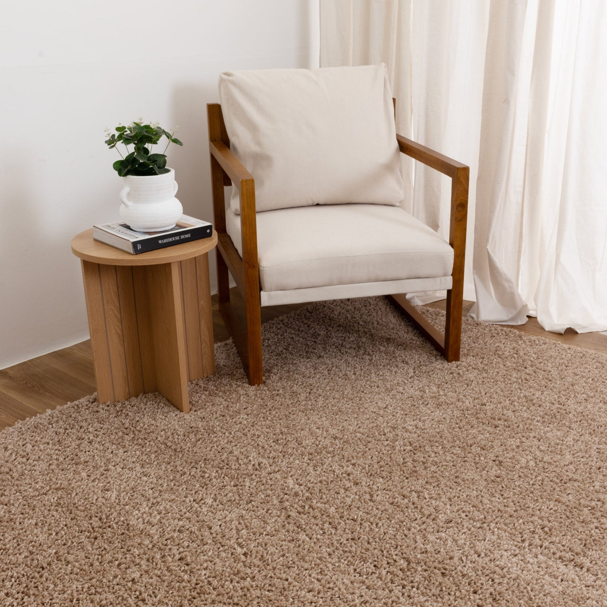 DreamWeaver Plush Shaggy Rug, Light Beige