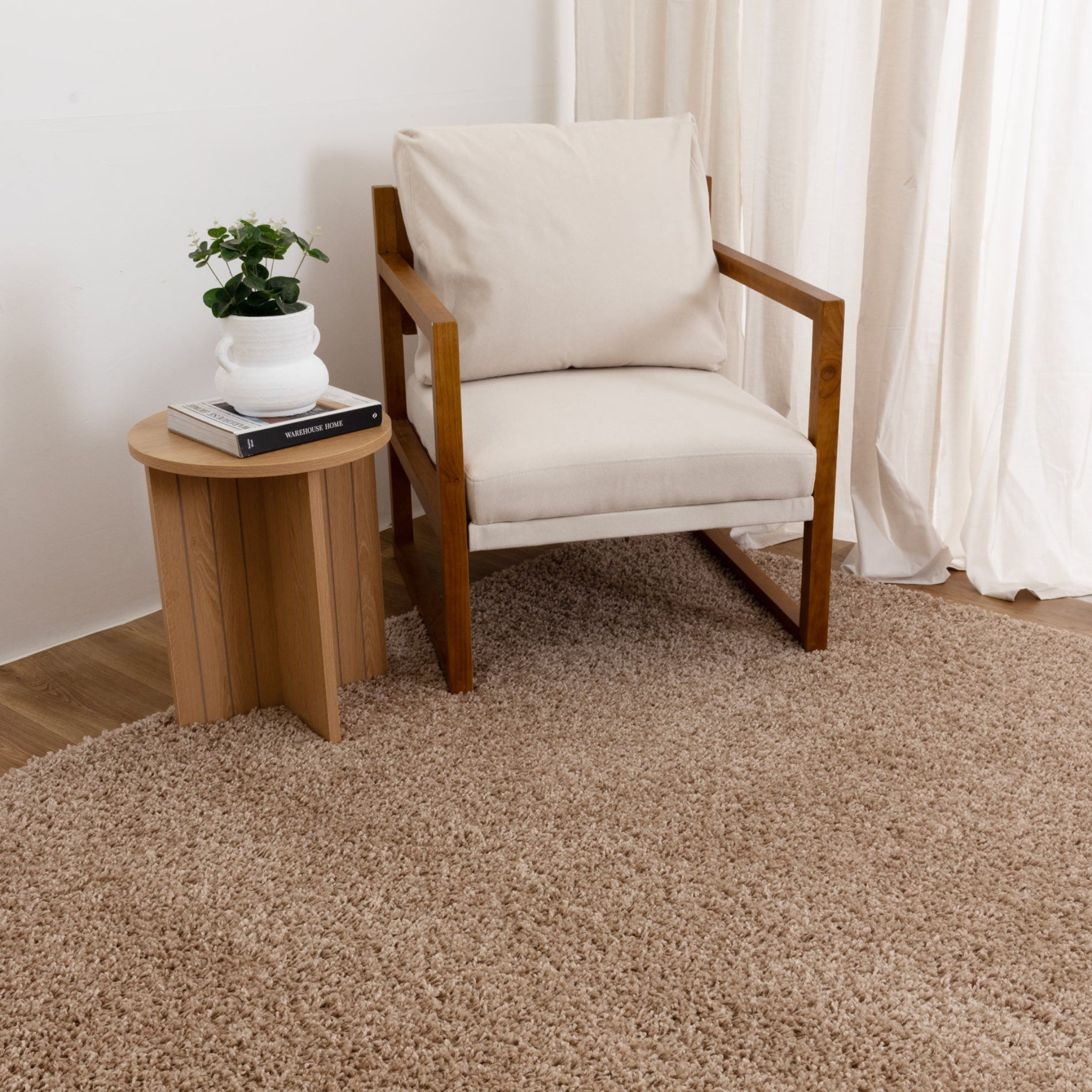 DreamWeaver Plush Shaggy Rug, Light Beige