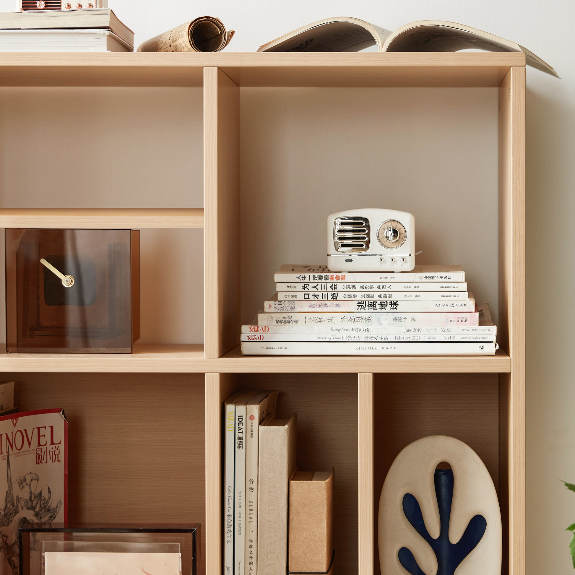 Linspire Noble Bookshelf