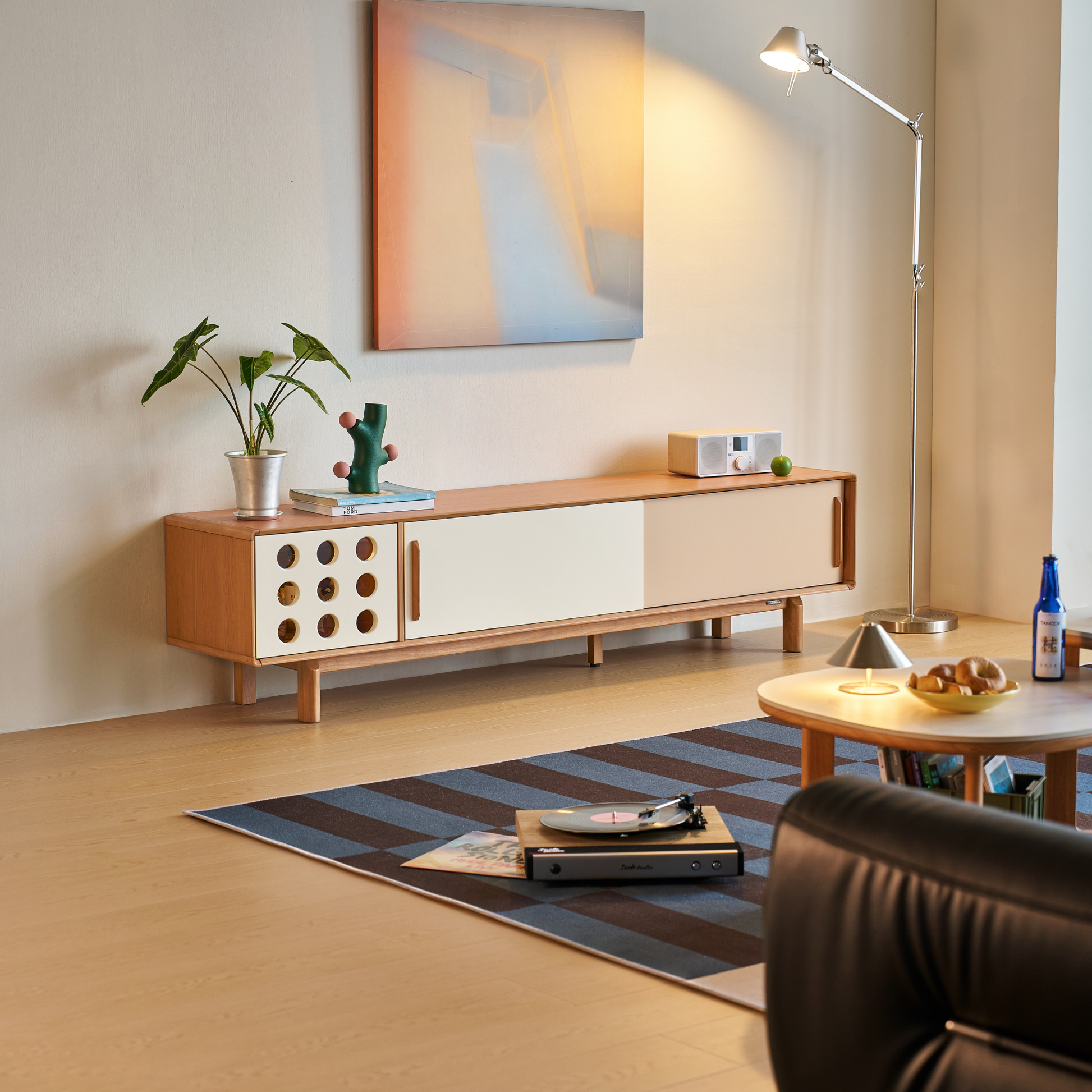 Linspire Sloane Entertainment Unit