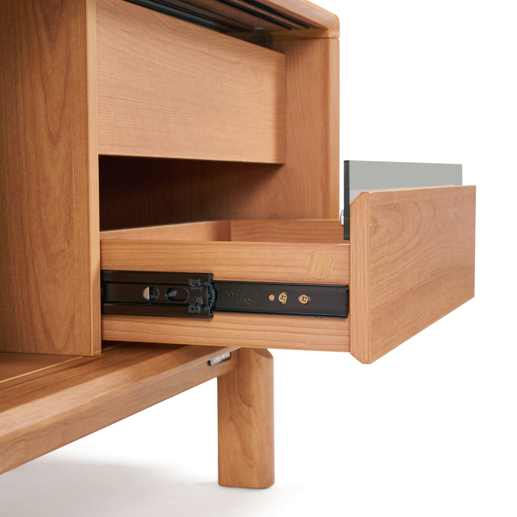 Linspire Sloane Entertainment Unit