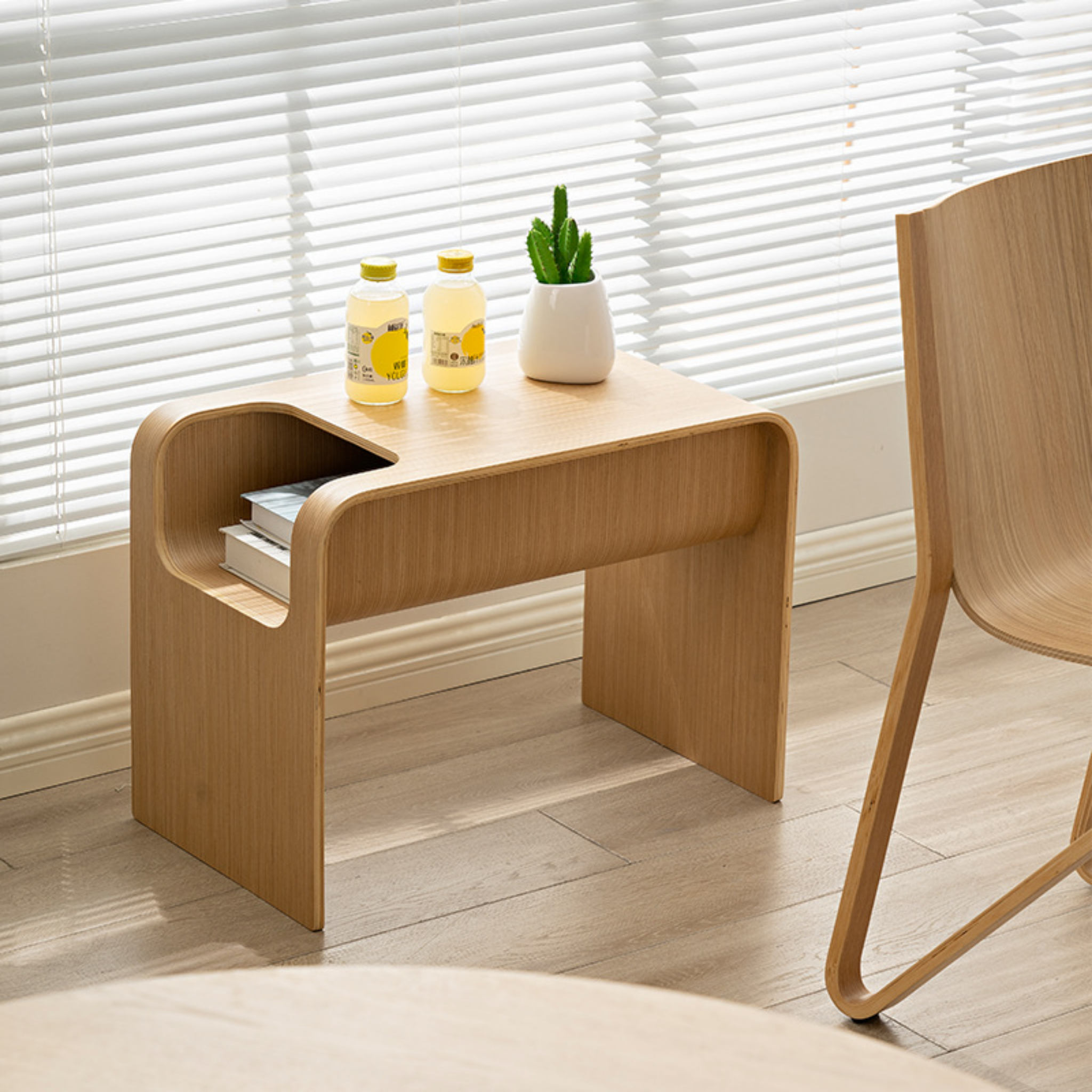 MODE Arco Side Table