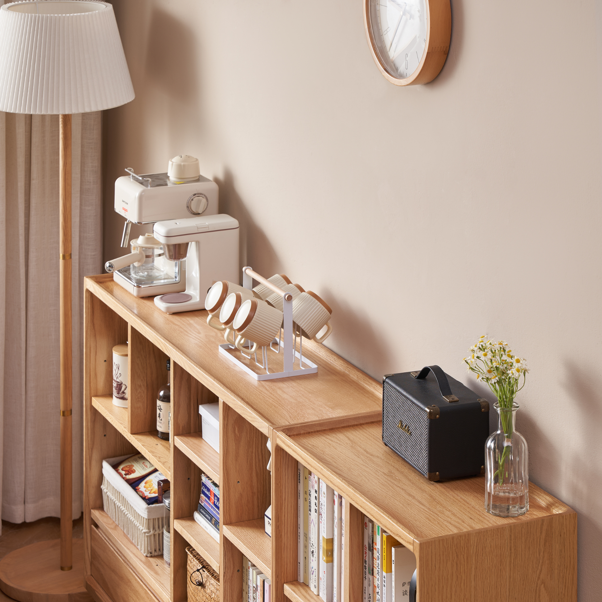Solidwood Amber 8-Cube Bookcase with Adjustable Shelves, Oak