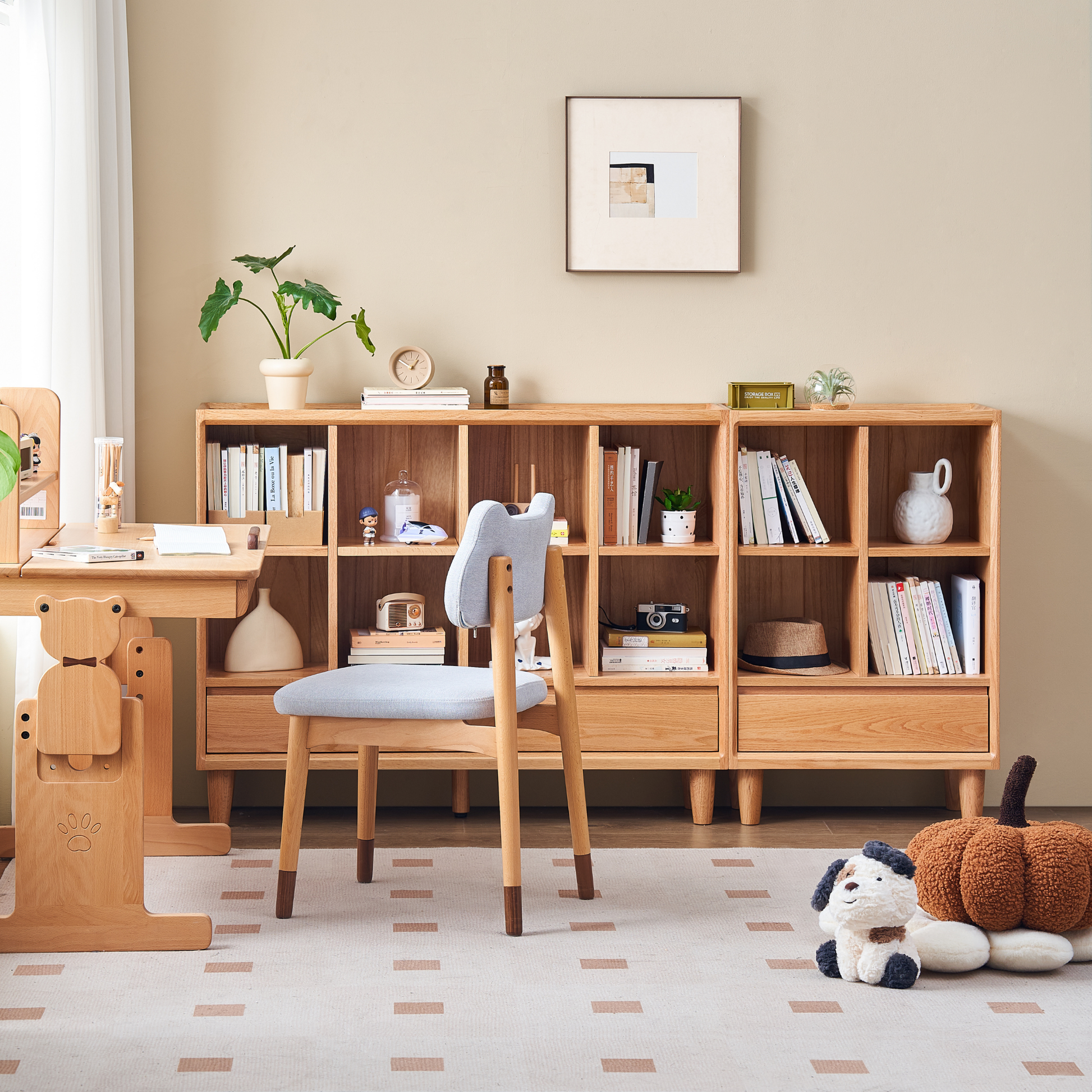 Solidwood Amber 8-Cube Bookcase with Adjustable Shelves, Oak