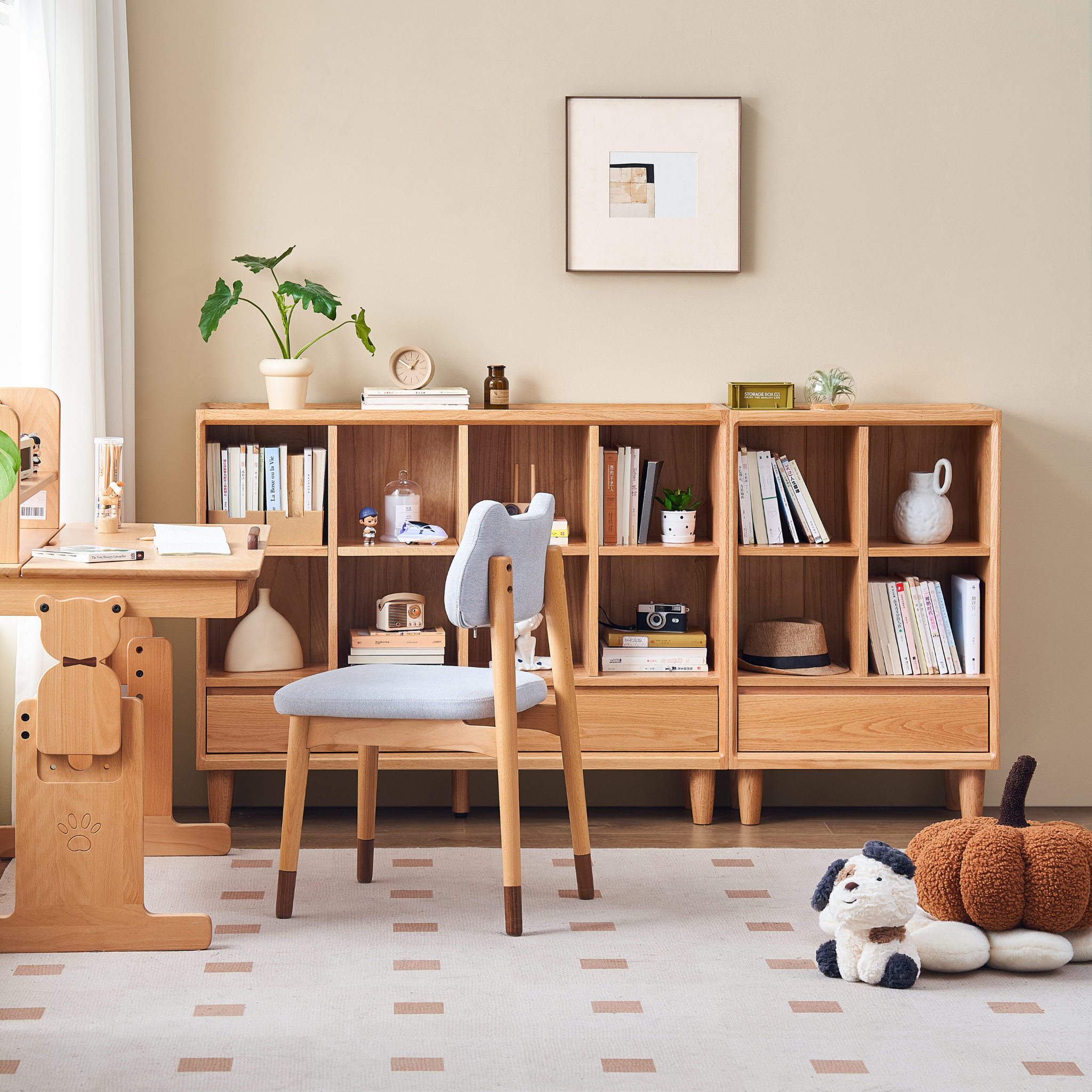 Solidwood Amber 8-Cube Bookcase with Adjustable Shelves, Oak