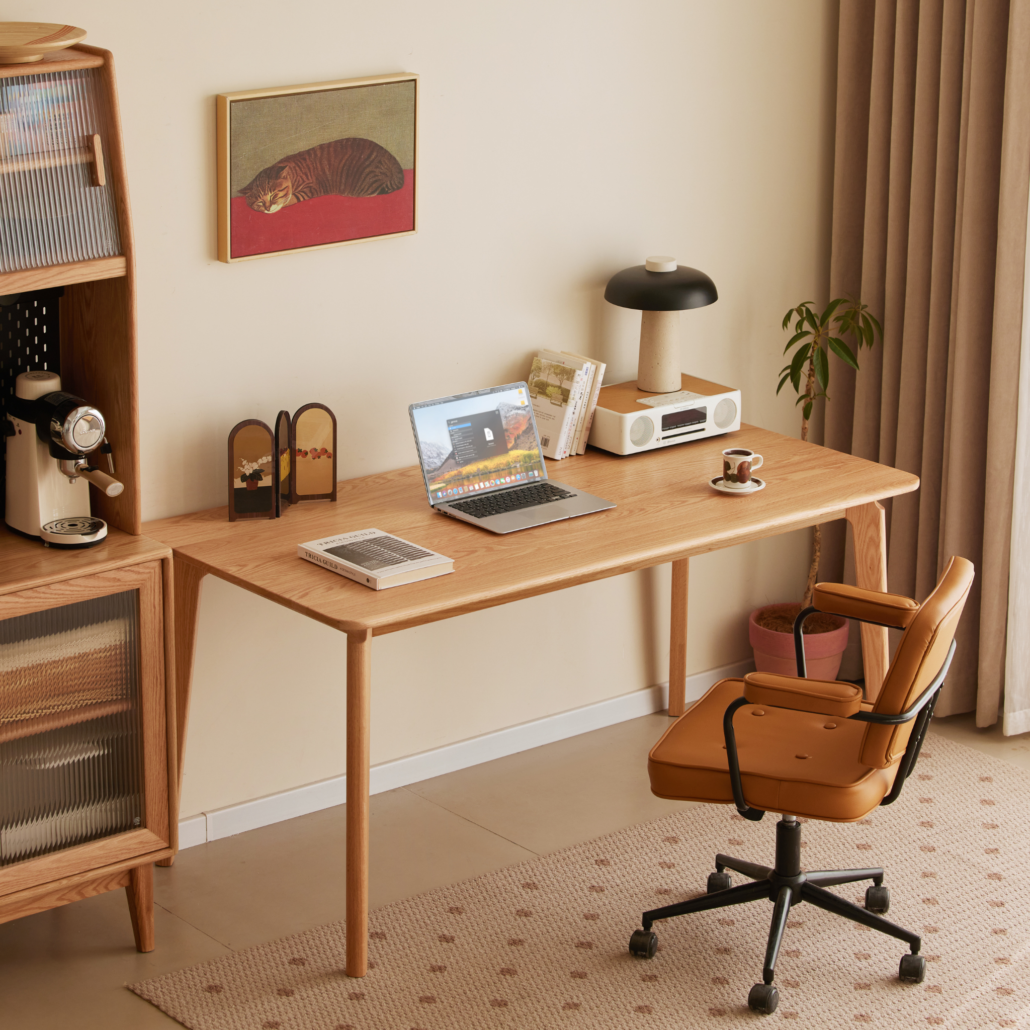 Solidwood Amber Dining Table, Oak