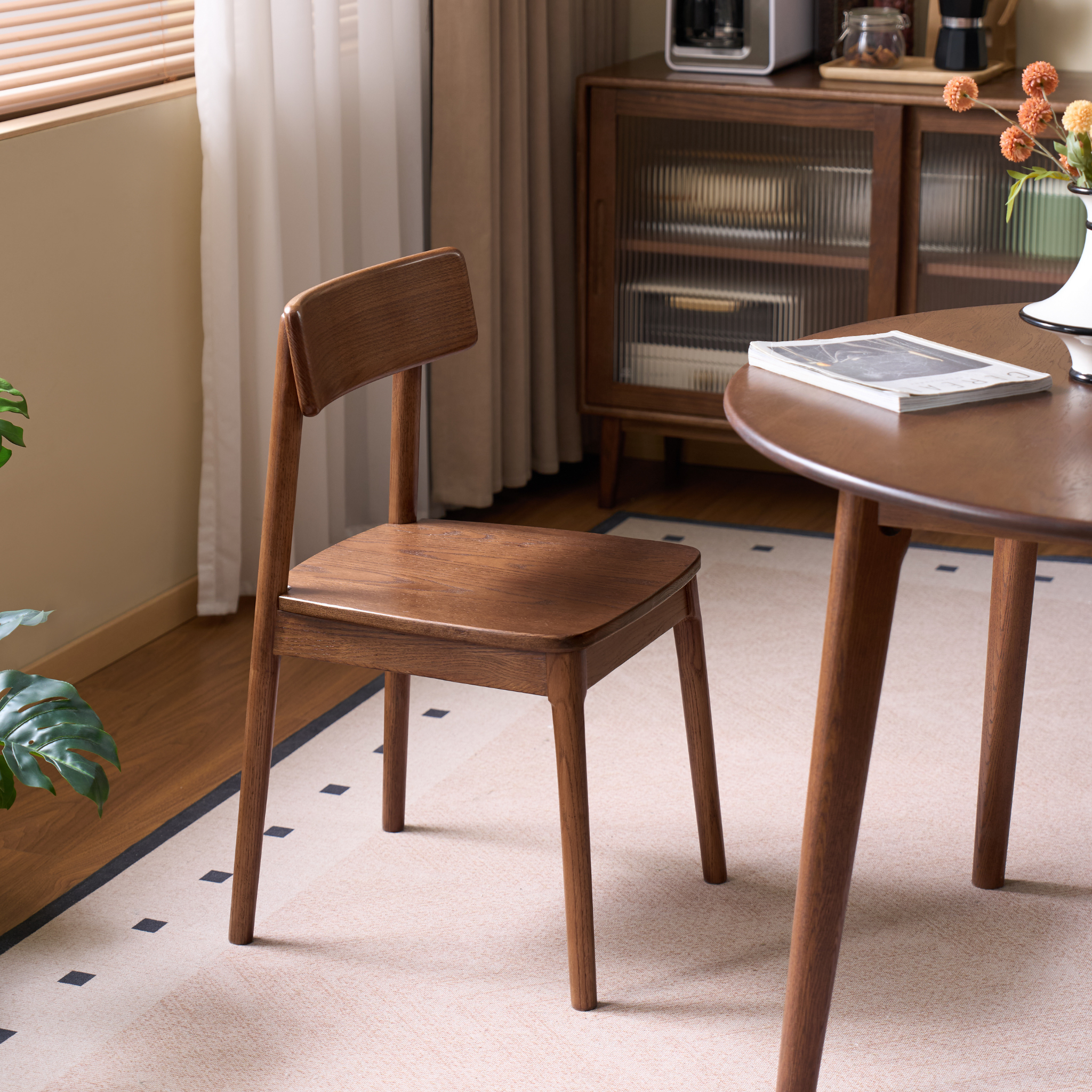 Solidwood Amber Dining Chair, Set of 2, Walnut Oak
