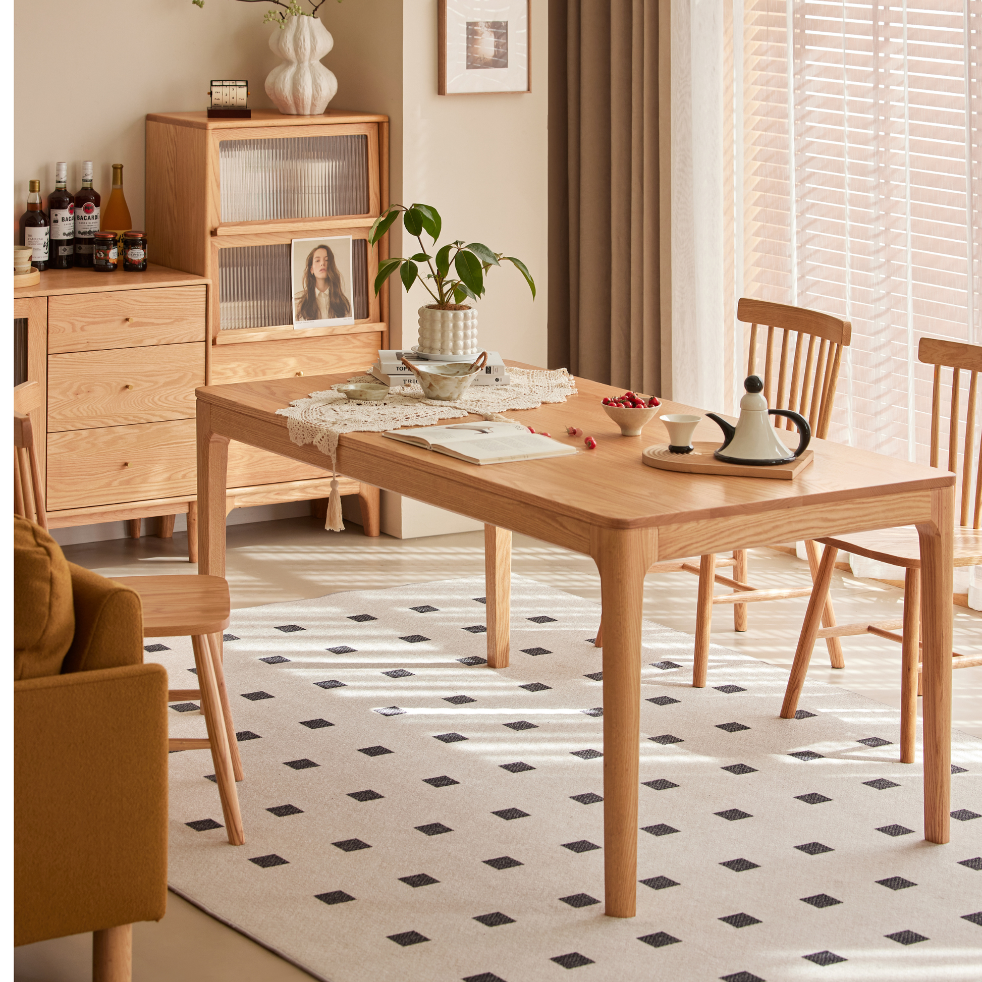 Solidwood Wenrik Dining Table, Oak, Natural Wood