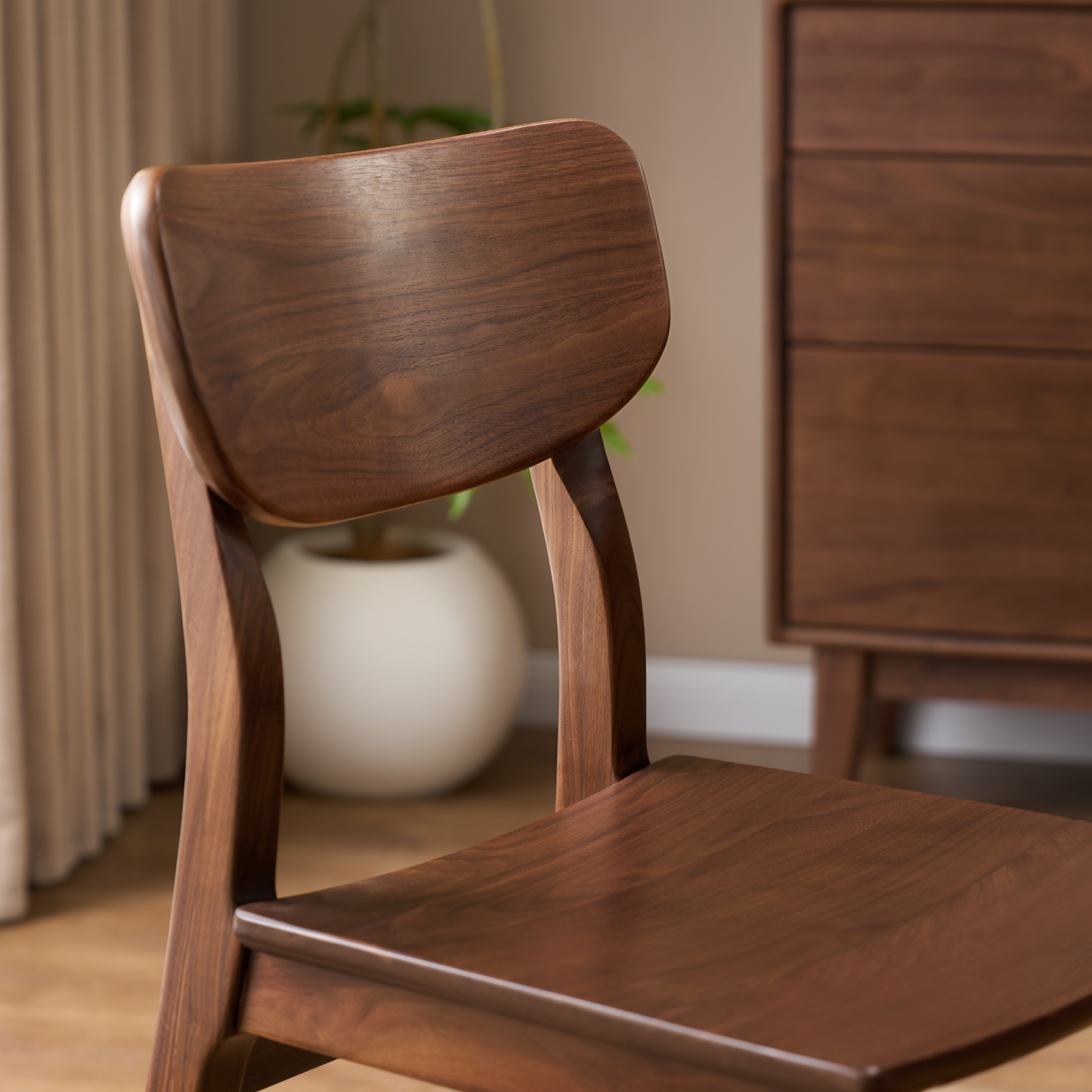 Solidwood Kaman Dining Chair, Set of 4, Walnut