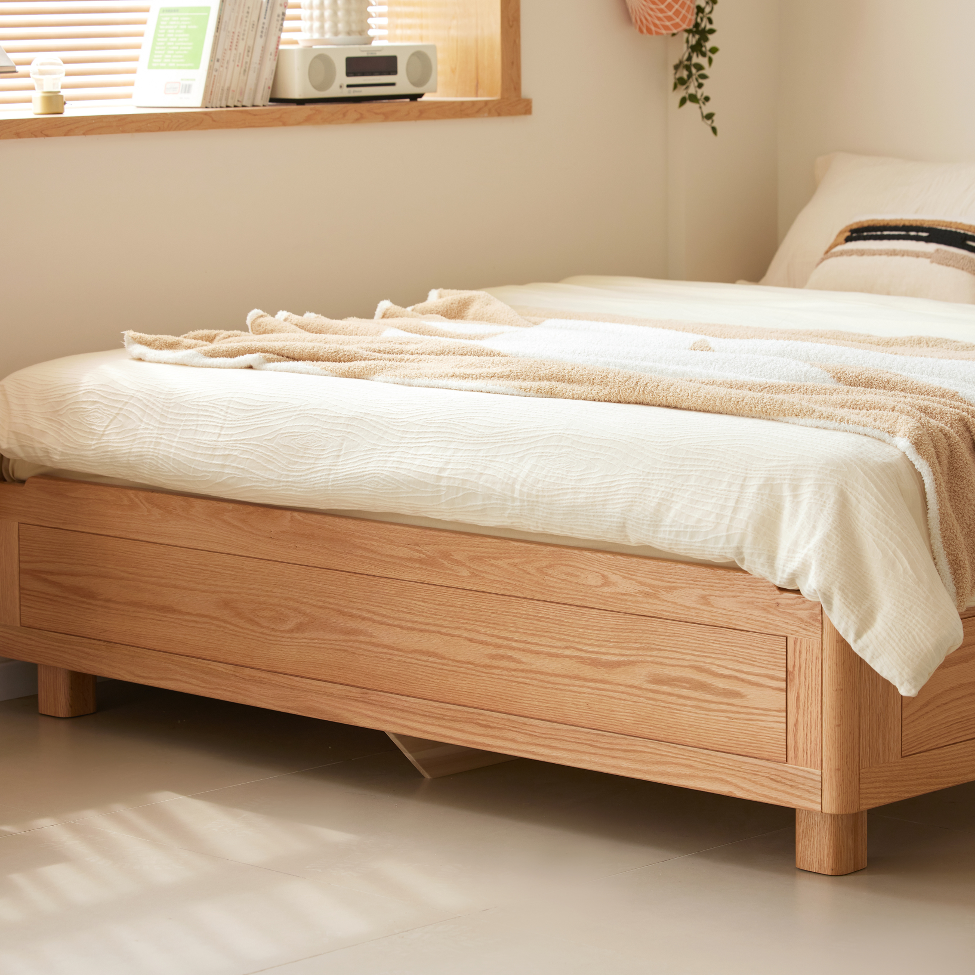 Solidwood Hemura Beds