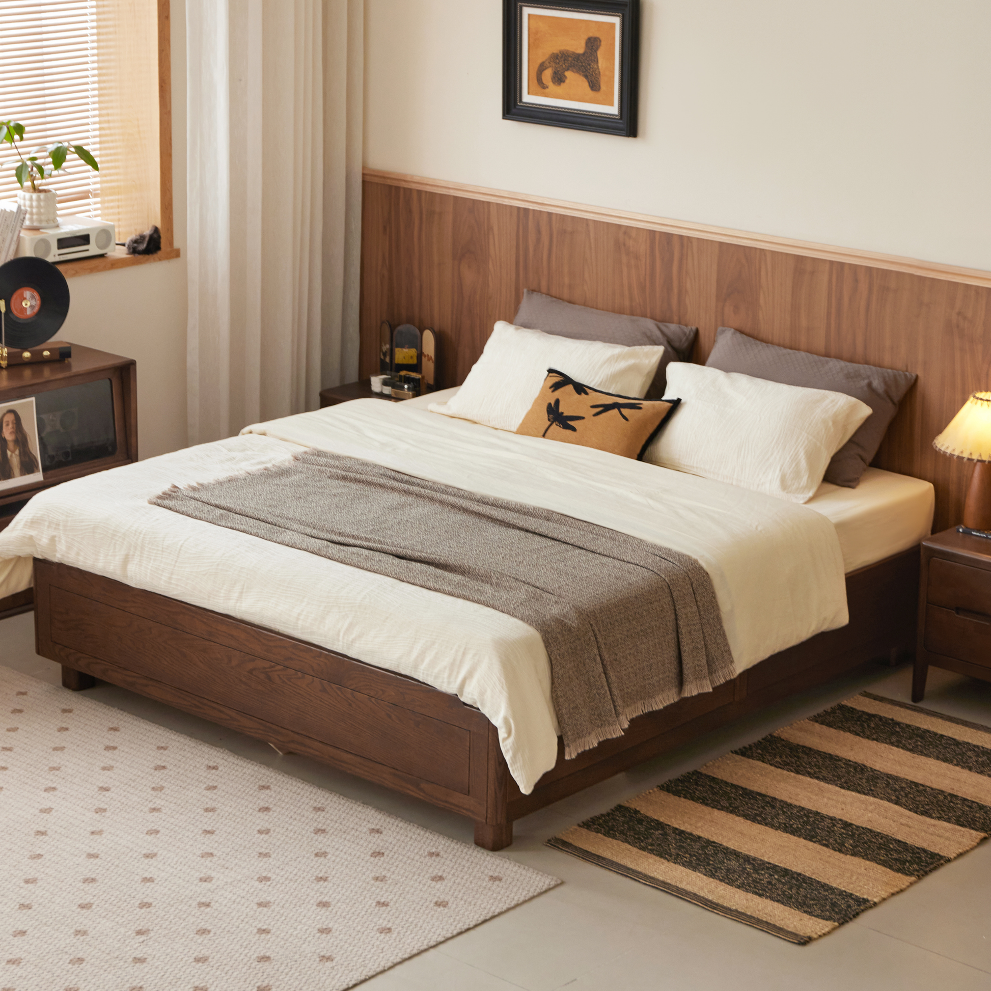 Solidwood Hemura Beds