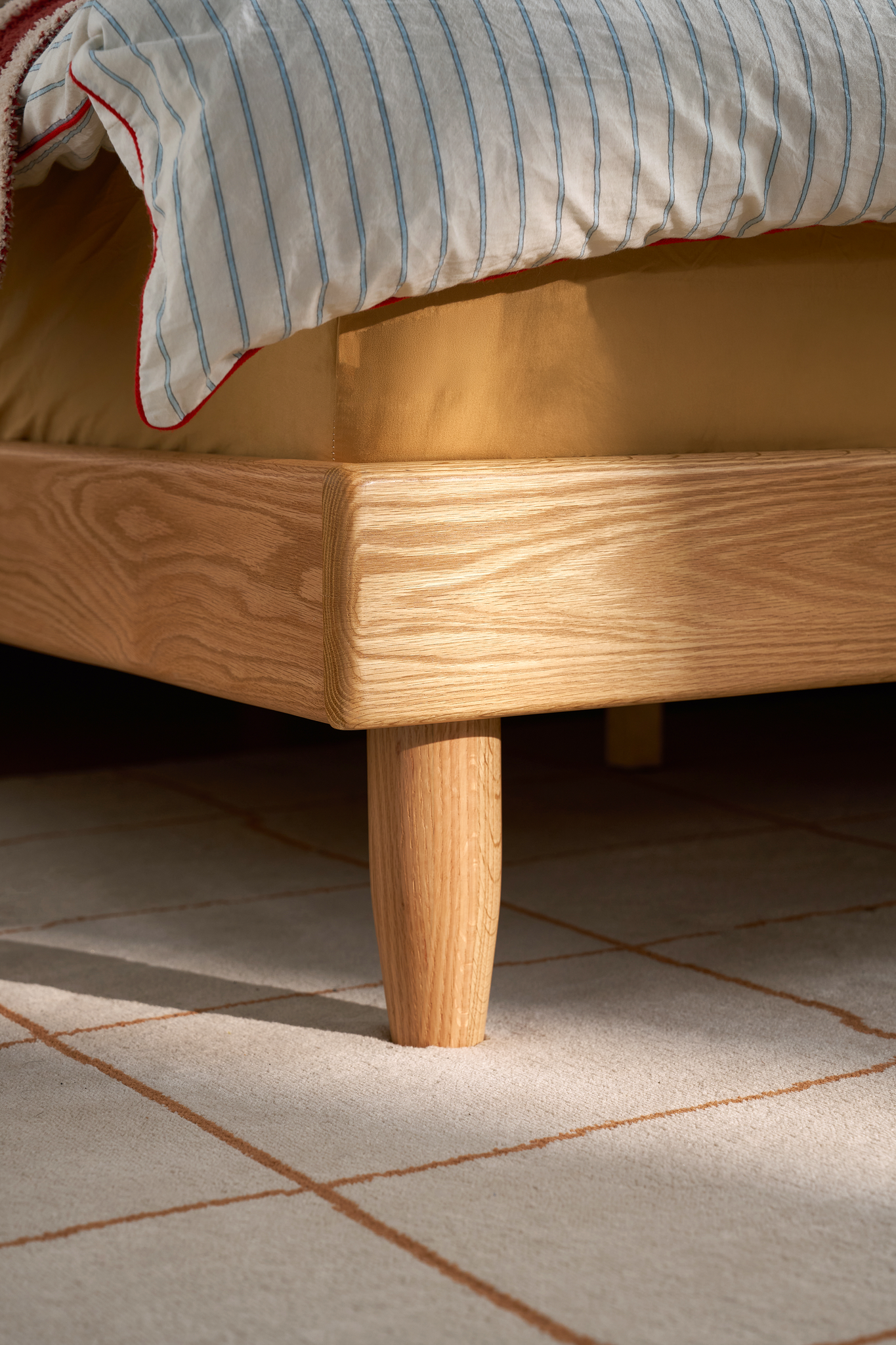 Linspire Aspen Global Queen Solid Wood Standard Bed Base