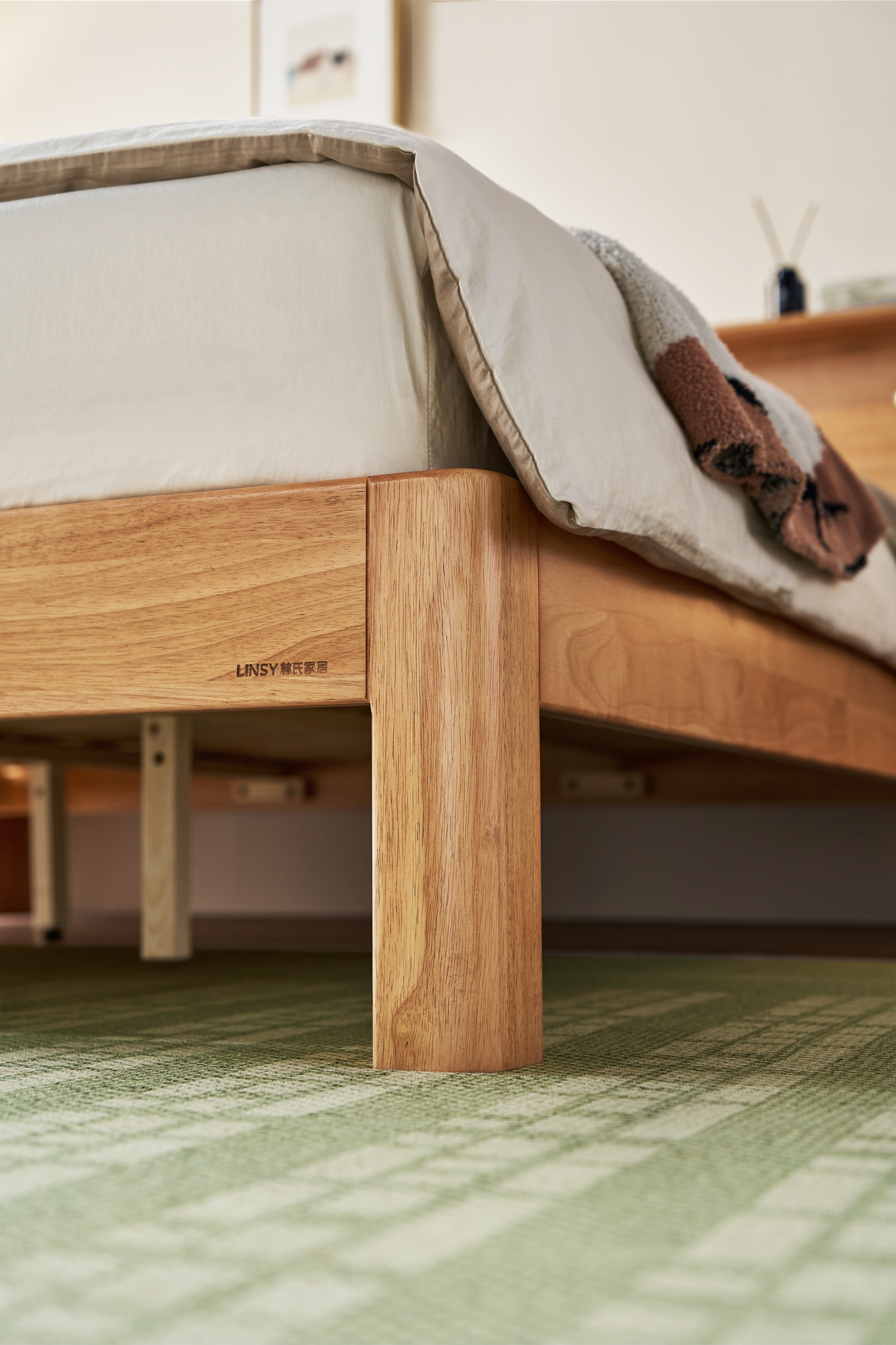 Linspire Aspen Global Double Solid Wood Standard Bed Frame