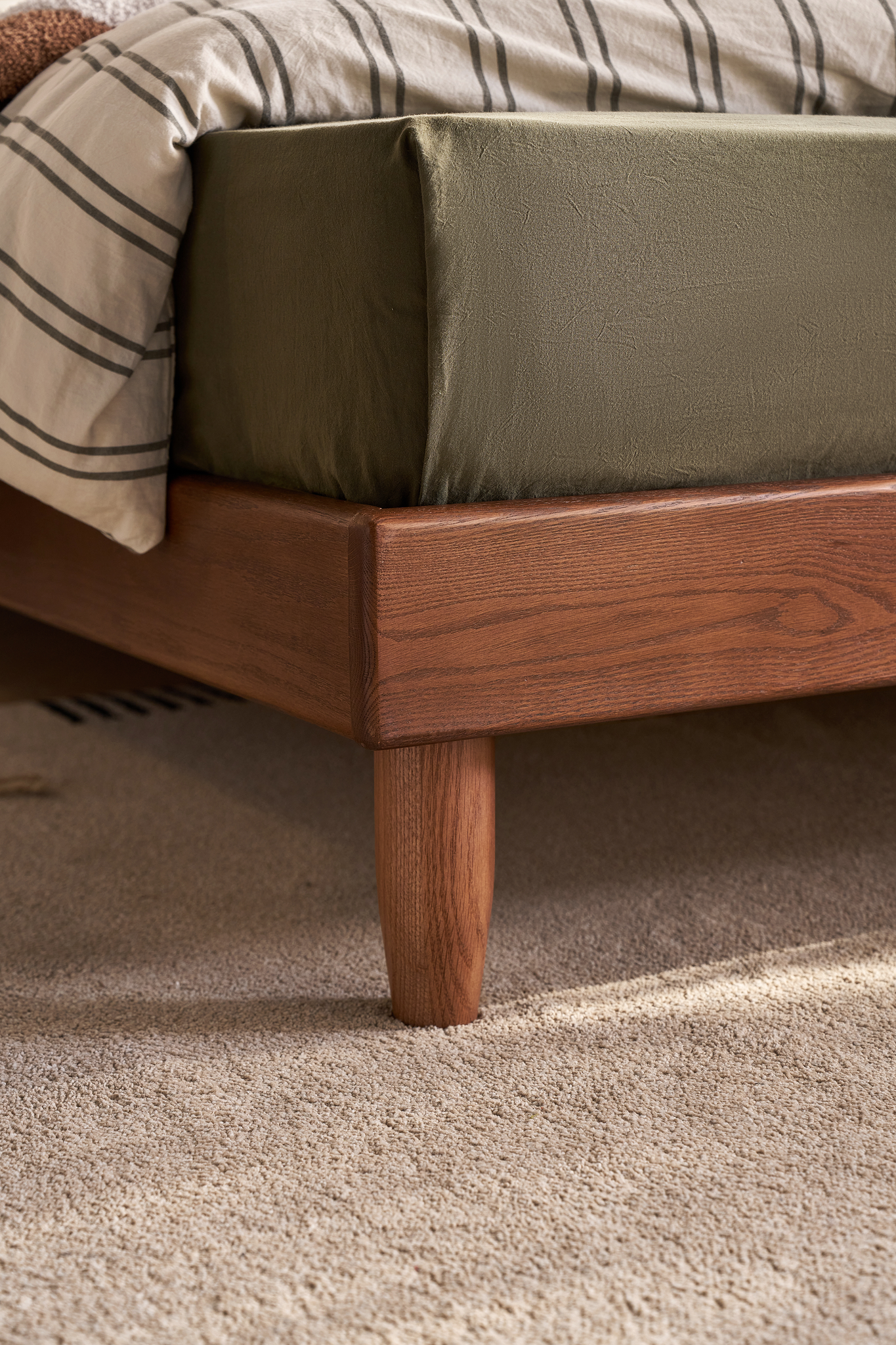 Linspire Aspen Global Double Solid Wood Standard Bed Base