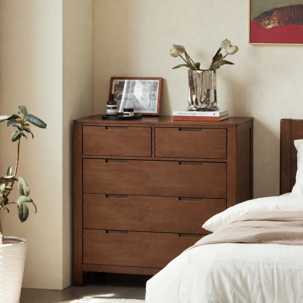 Solidwood Dona Chest of 5 Drawers, Dark Wood